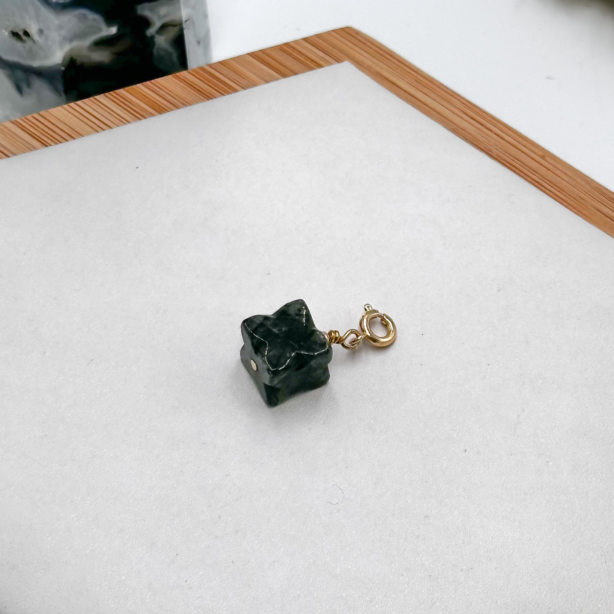 <<SG Seller>> CRZtales Green Rutile Charmie #CRZcharmie