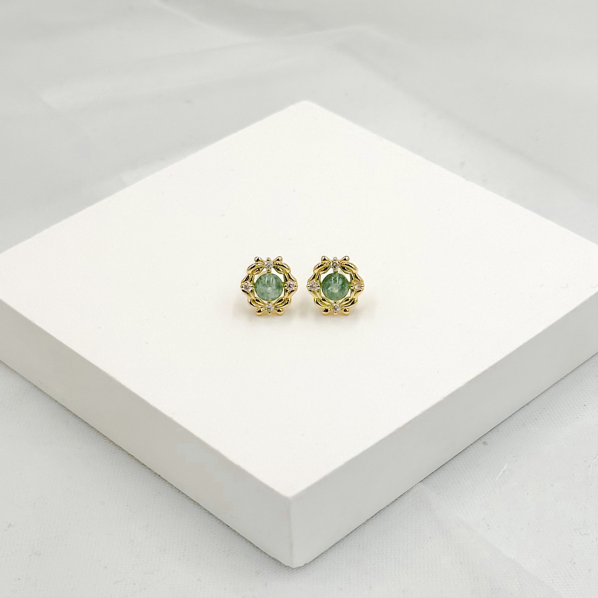 <<SG Seller>> CRZtales Assorted Natural Crystal Earstuds Earrings| Natural Crystals | Crystal Design #CRZEarring