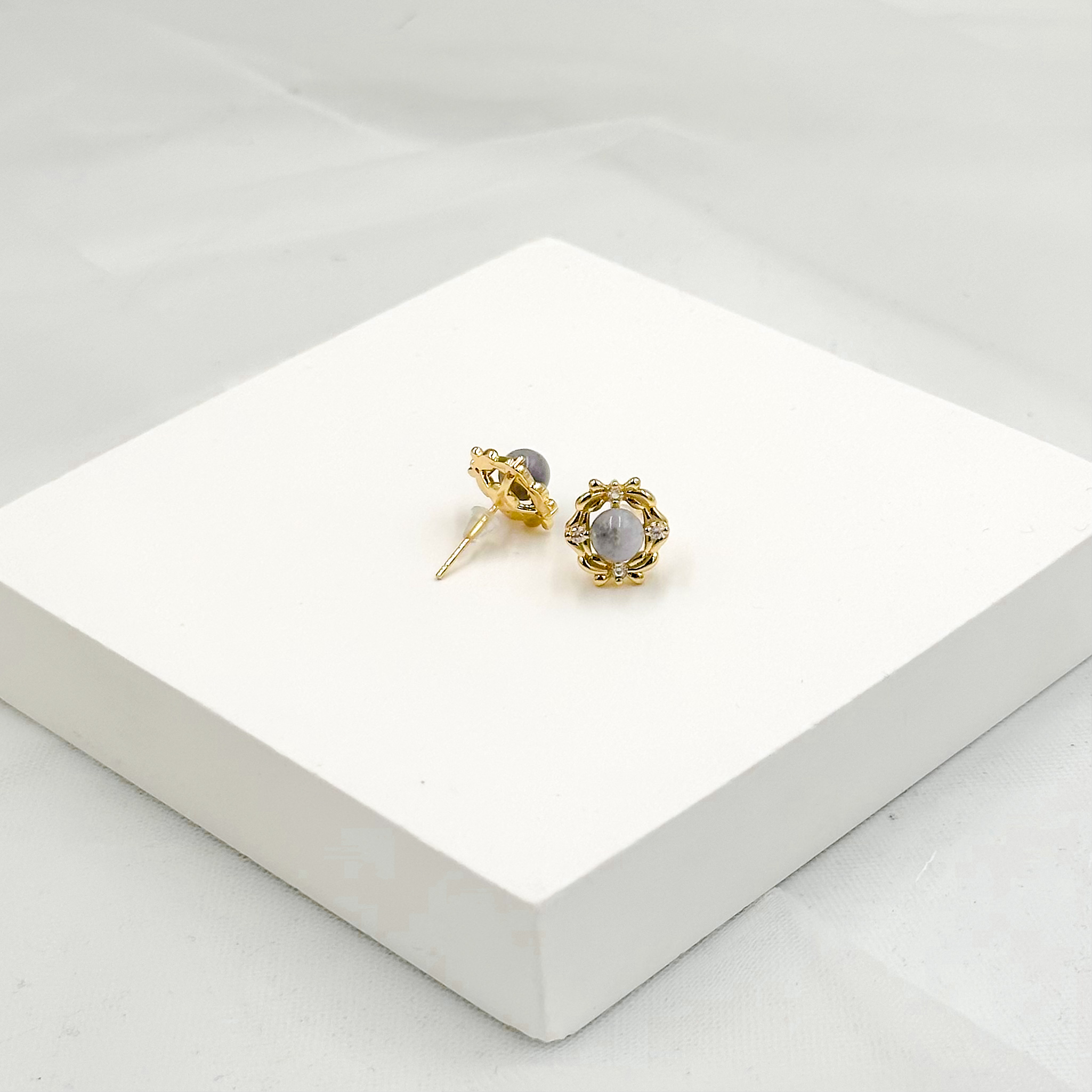<<SG Seller>> CRZtales Assorted Natural Crystal Earstuds Earrings| Natural Crystals | Crystal Design #CRZEarring