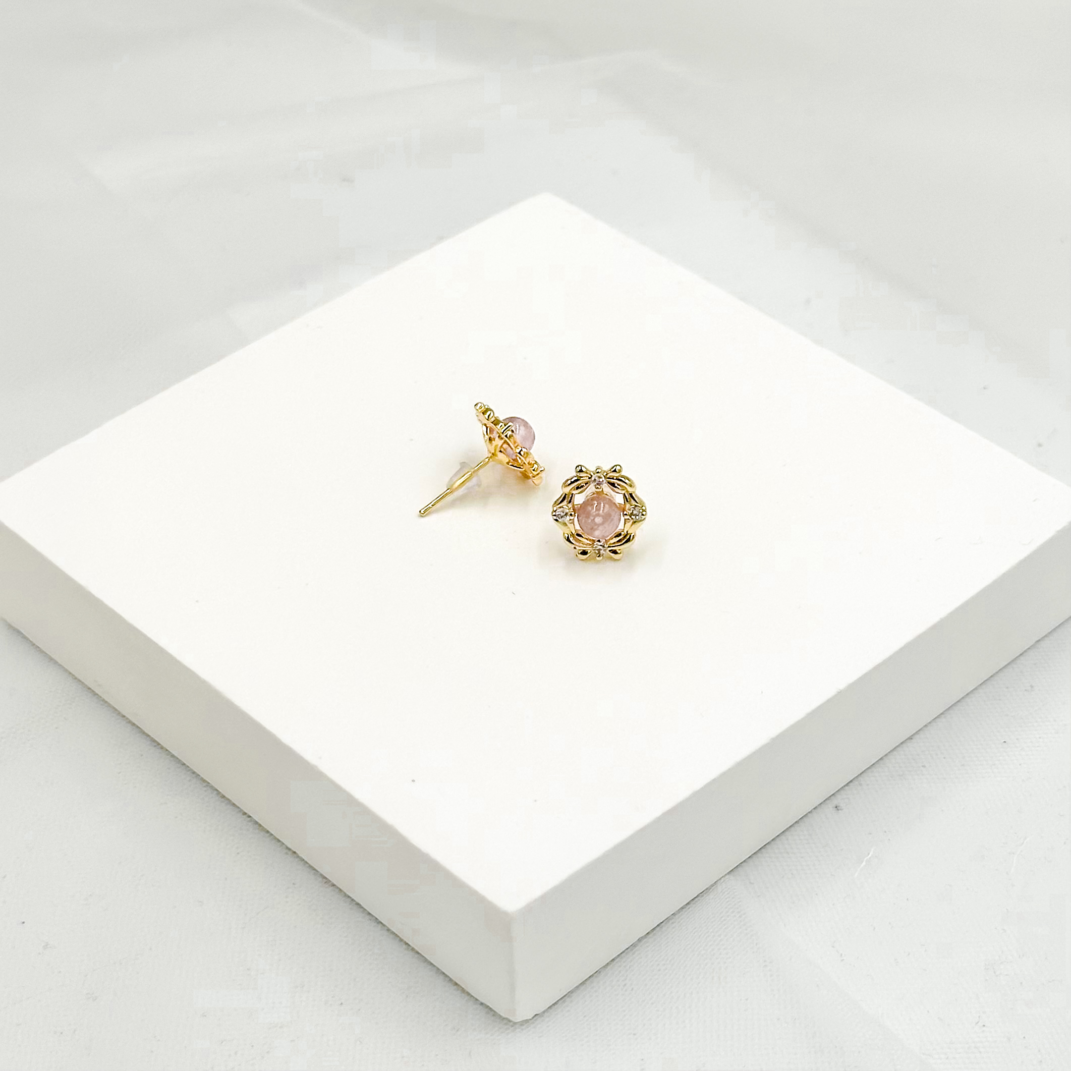 <<SG Seller>> CRZtales Assorted Natural Crystal Earstuds Earrings| Natural Crystals | Crystal Design #CRZEarring