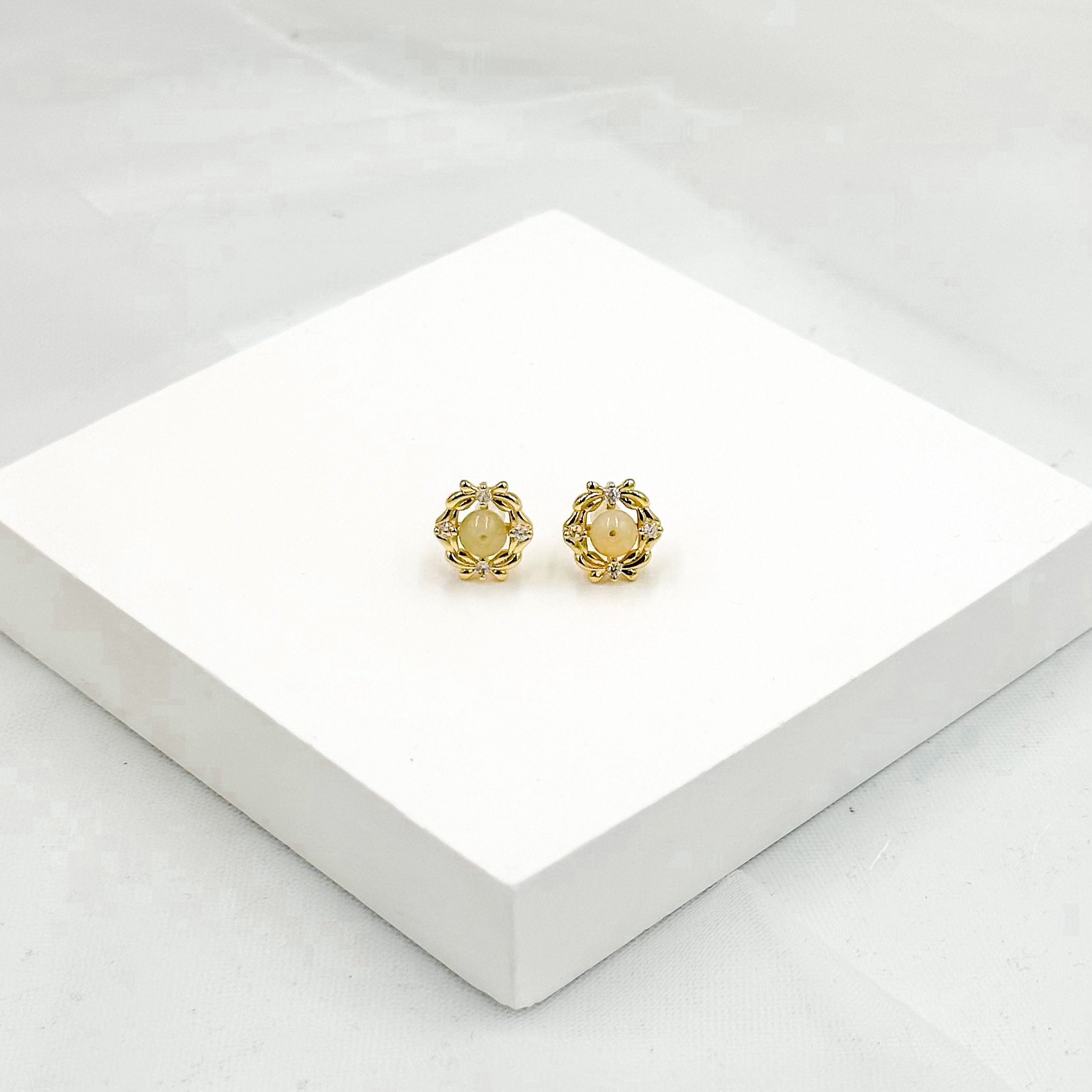 <<SG Seller>> CRZtales Assorted Natural Crystal Earstuds Earrings| Natural Crystals | Crystal Design #CRZEarring