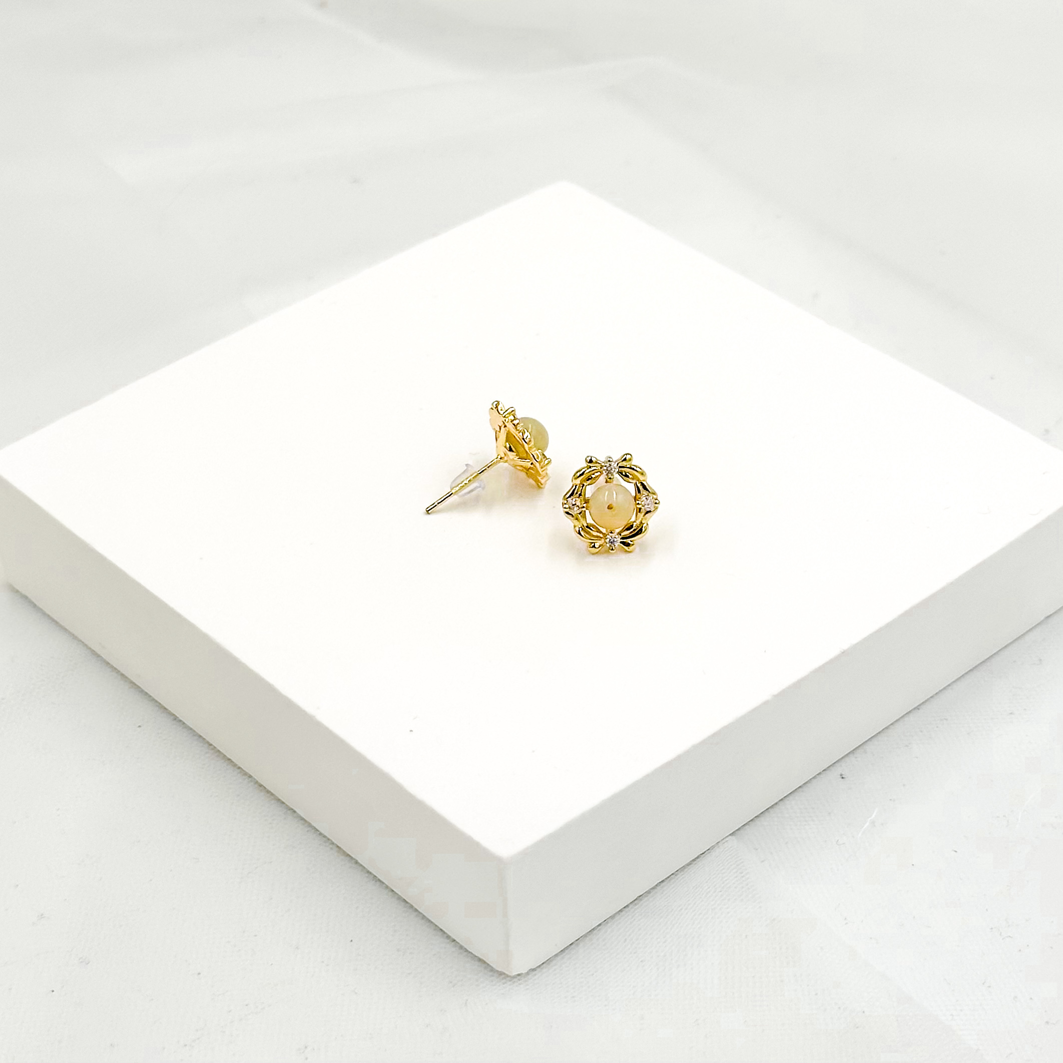 <<SG Seller>> CRZtales Assorted Natural Crystal Earstuds Earrings| Natural Crystals | Crystal Design #CRZEarring