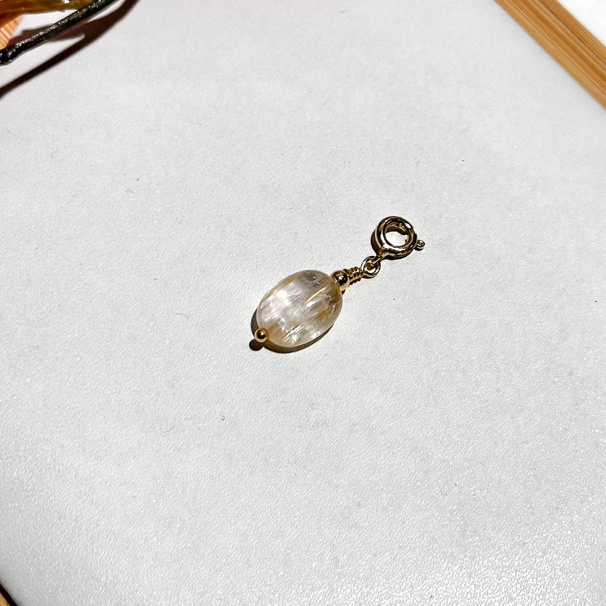 Lace Kunzite Oval Charmie