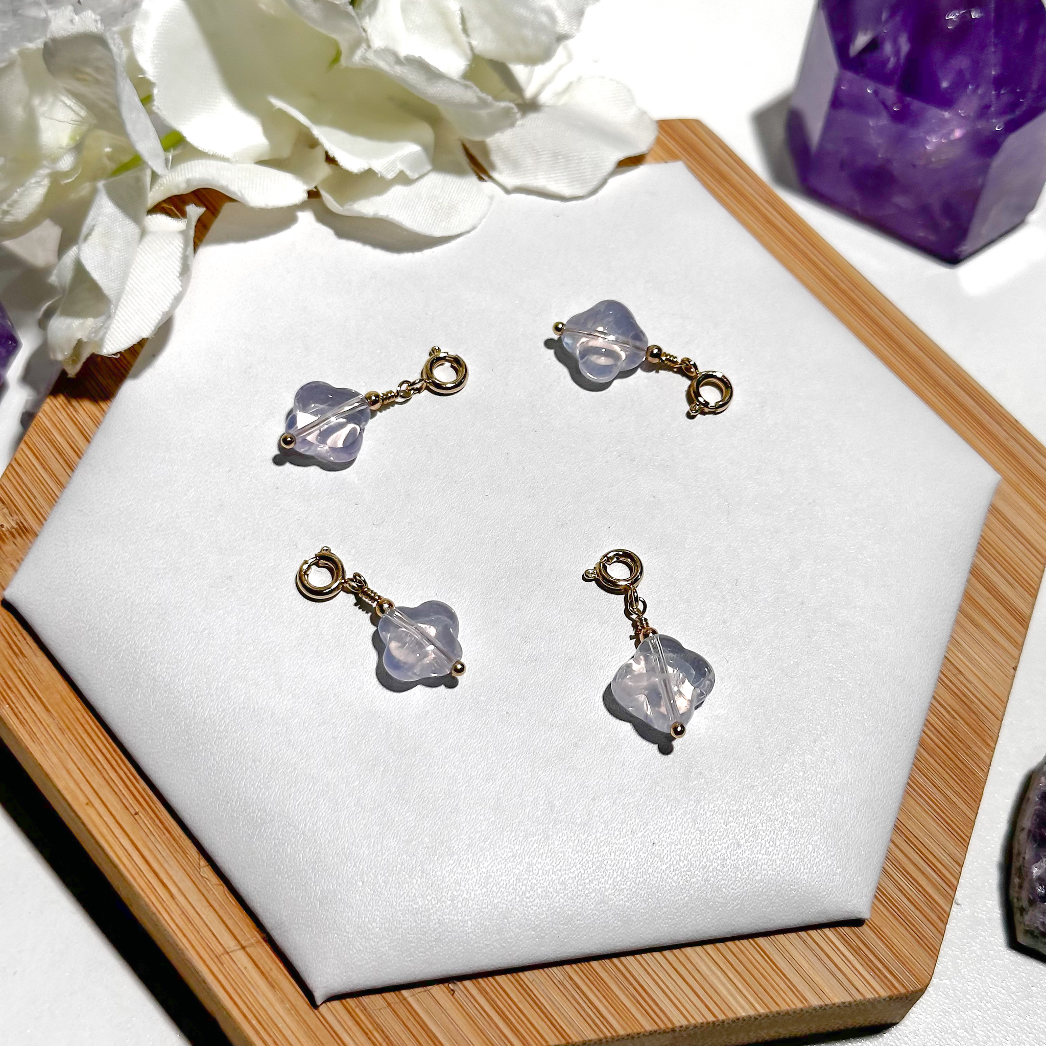 <<SG Seller>> CRZtales  Lavender Quartz Clover Charmie #CRZcharmie