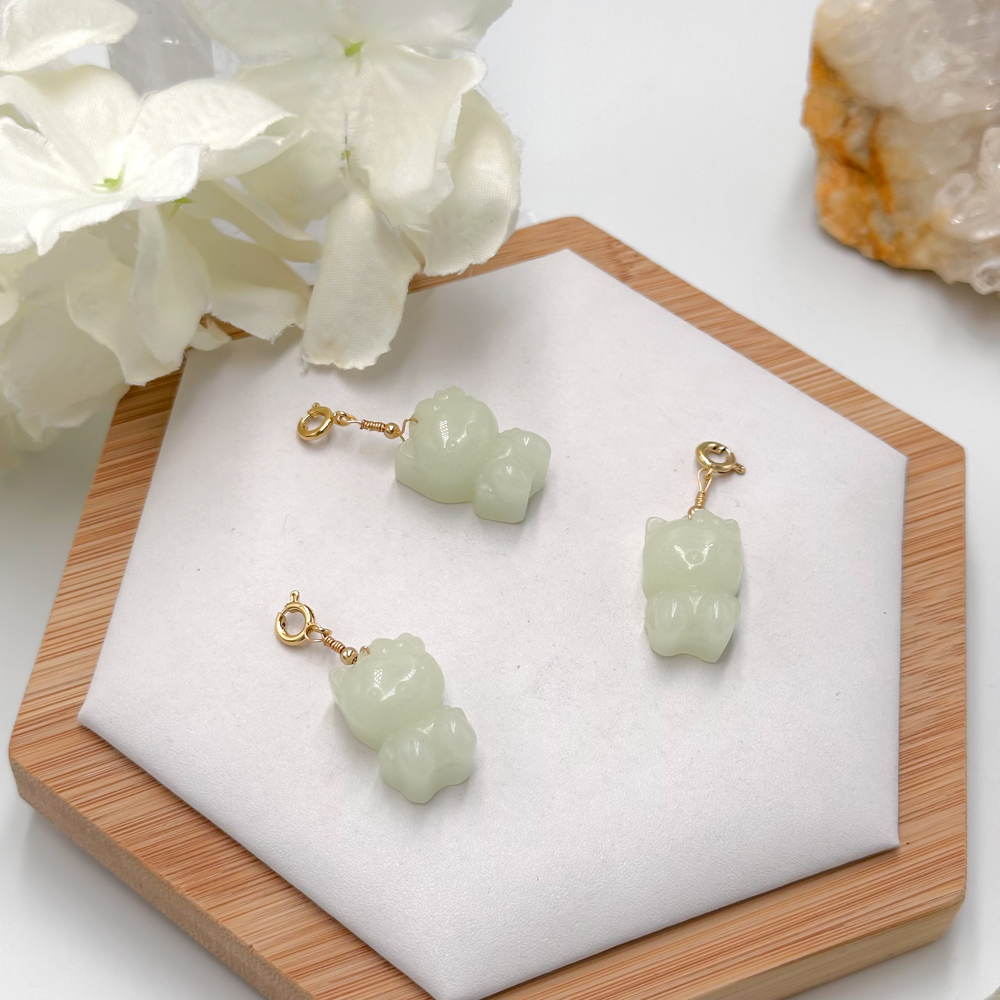 <<SG Seller>> CRZtales Glow In The Dark Hello Kitty Charmie #CRZcharmie