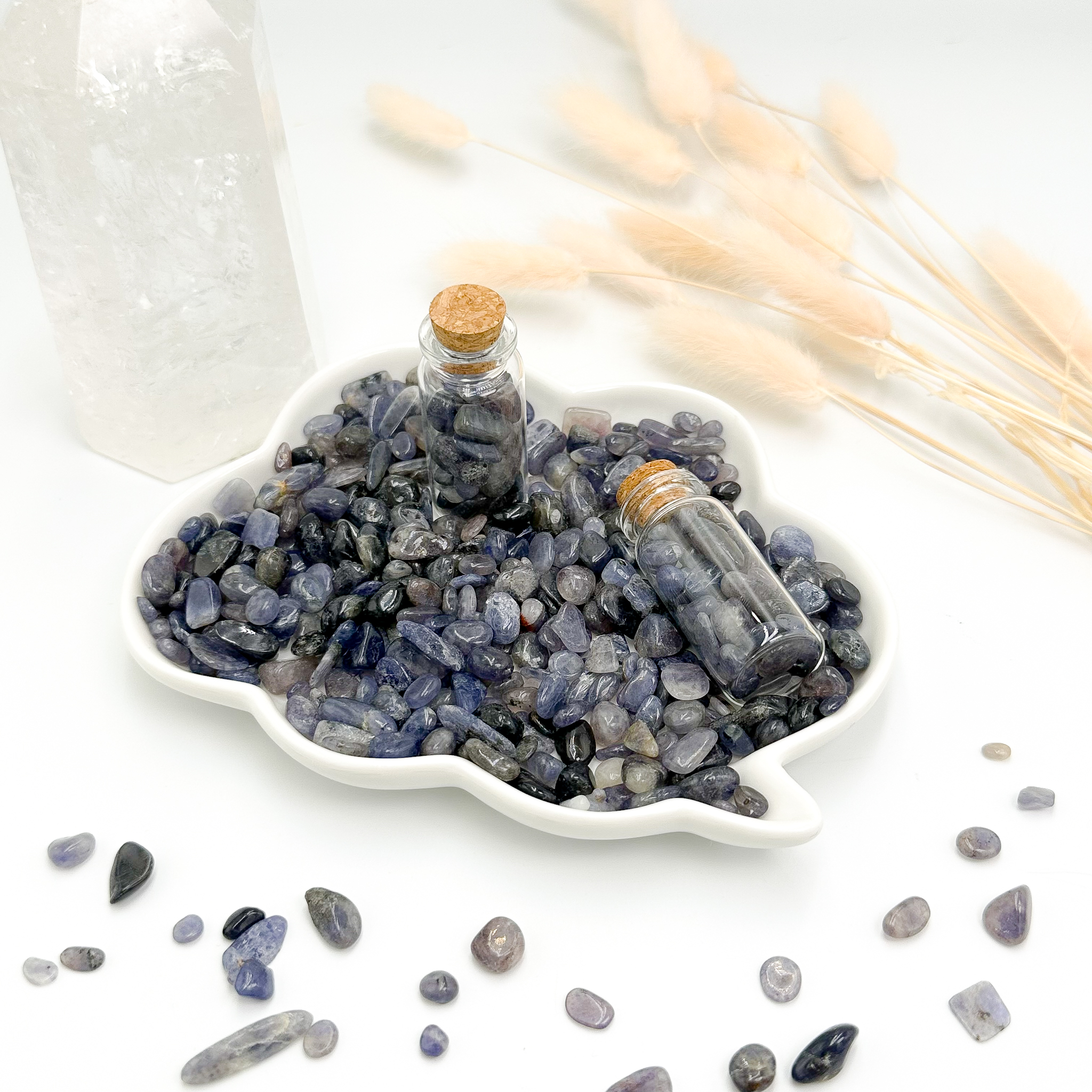 <<SG Seller>> CRZtales Assorted Crystal Chips Bottle Chips Crystal Stones Natural Crystal