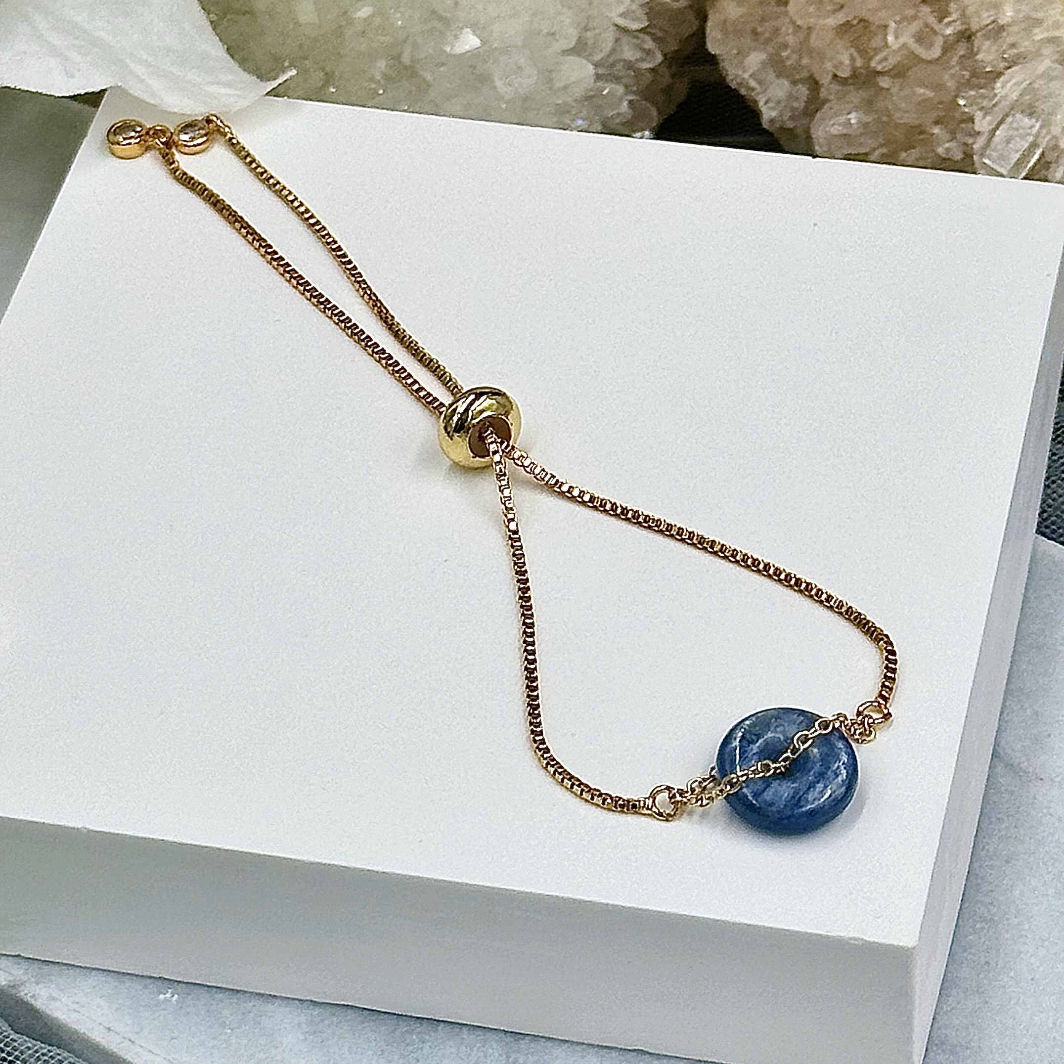 Kyanite Donut Gold Push-Pull Bracelet