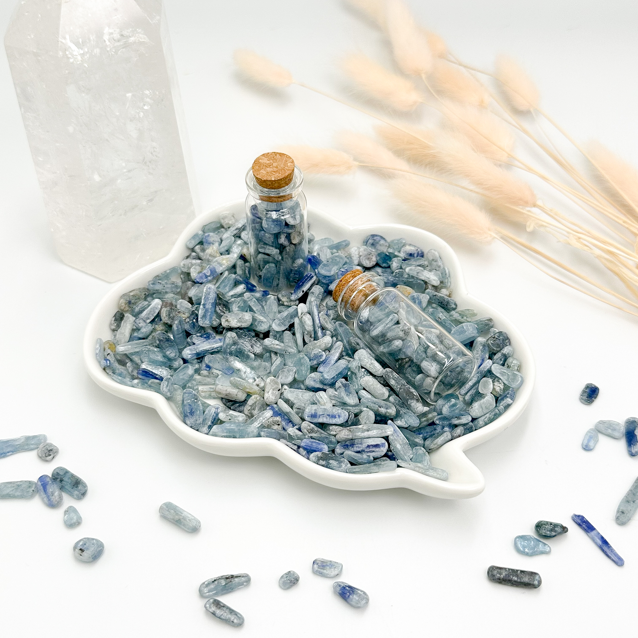 <<SG Seller>> CRZtales Assorted Crystal Chips Bottle Chips Crystal Stones Natural Crystal