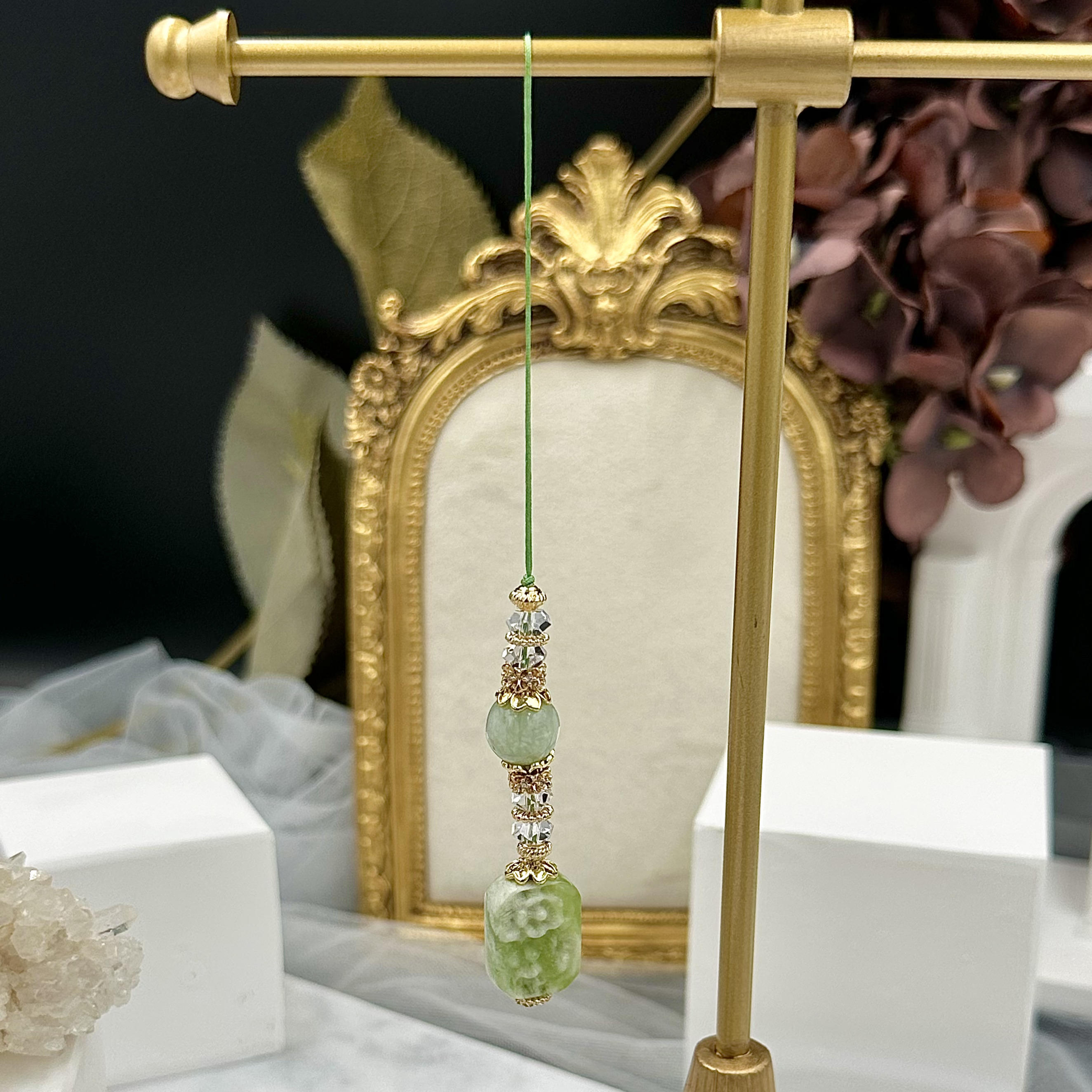 Serpentine Jade Flower Tablet HP Strap