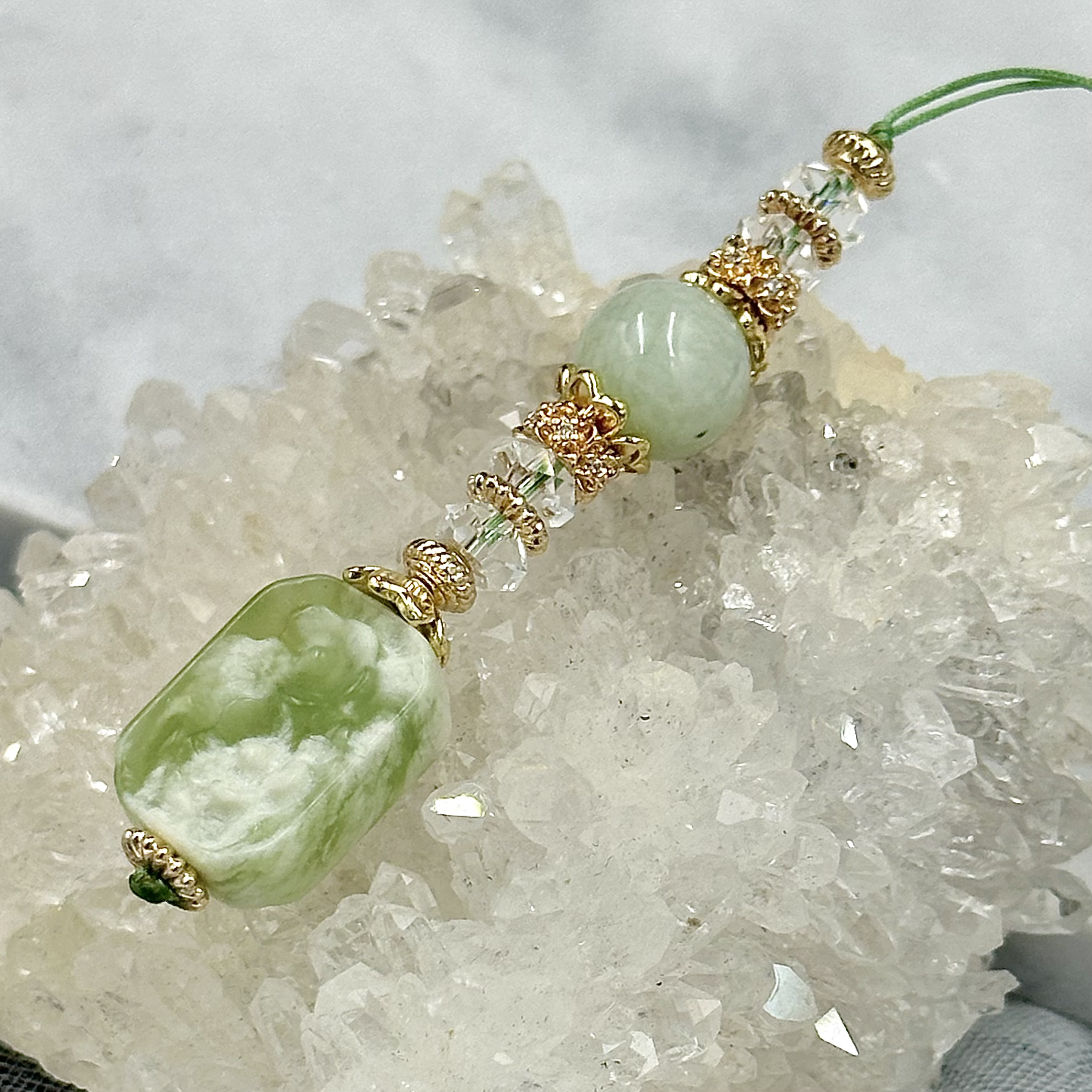 Serpentine Jade Flower Tablet HP Strap