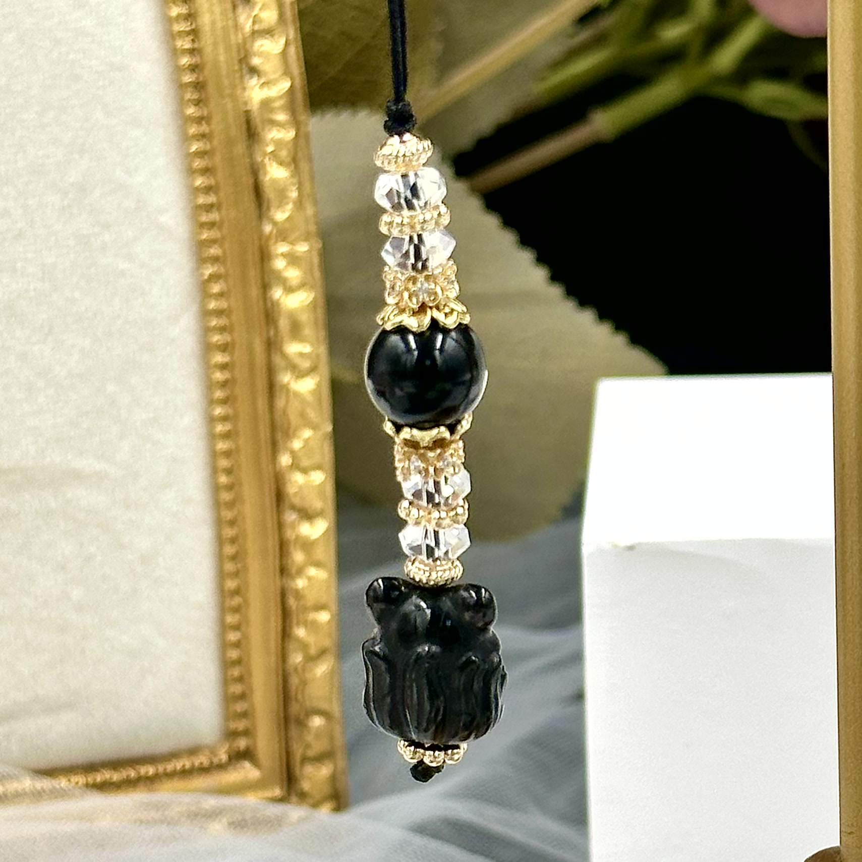 Silver Obsidian Nine Tail Fox HP Strap