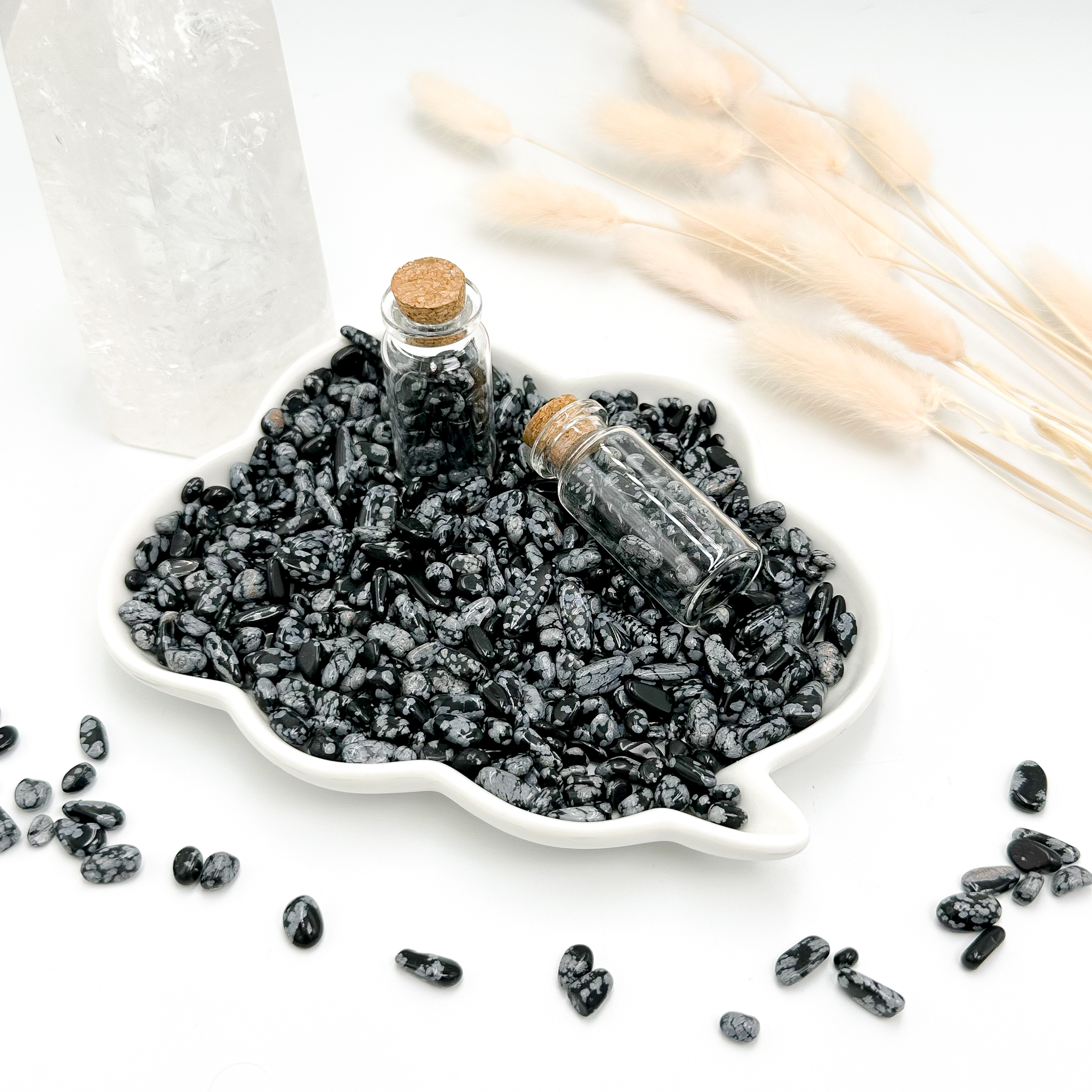 <<SG Seller>> CRZtales Assorted Crystal Chips Bottle Chips Crystal Stones Natural Crystal