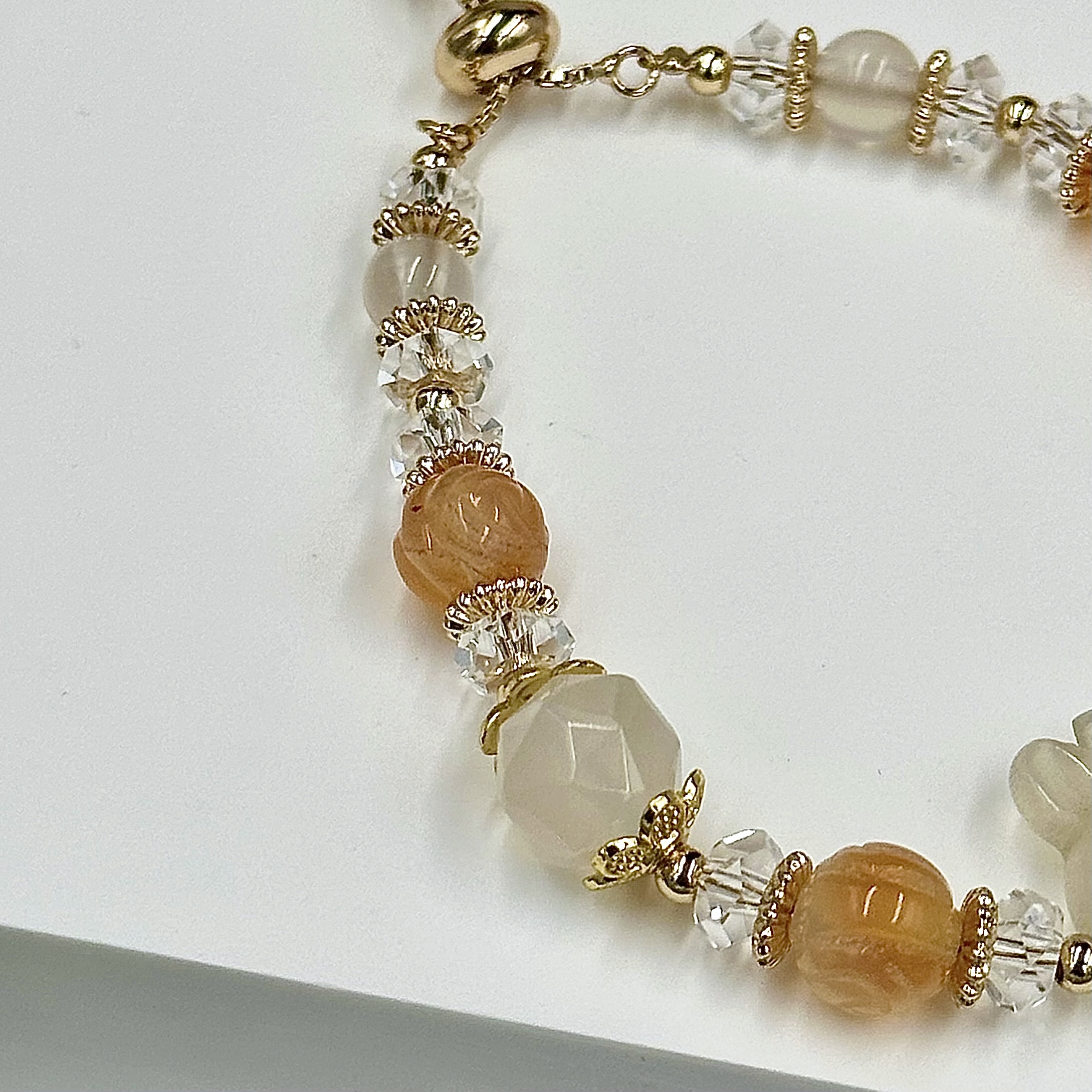 White Agate Bunny Donut Push-Pull Bracelet