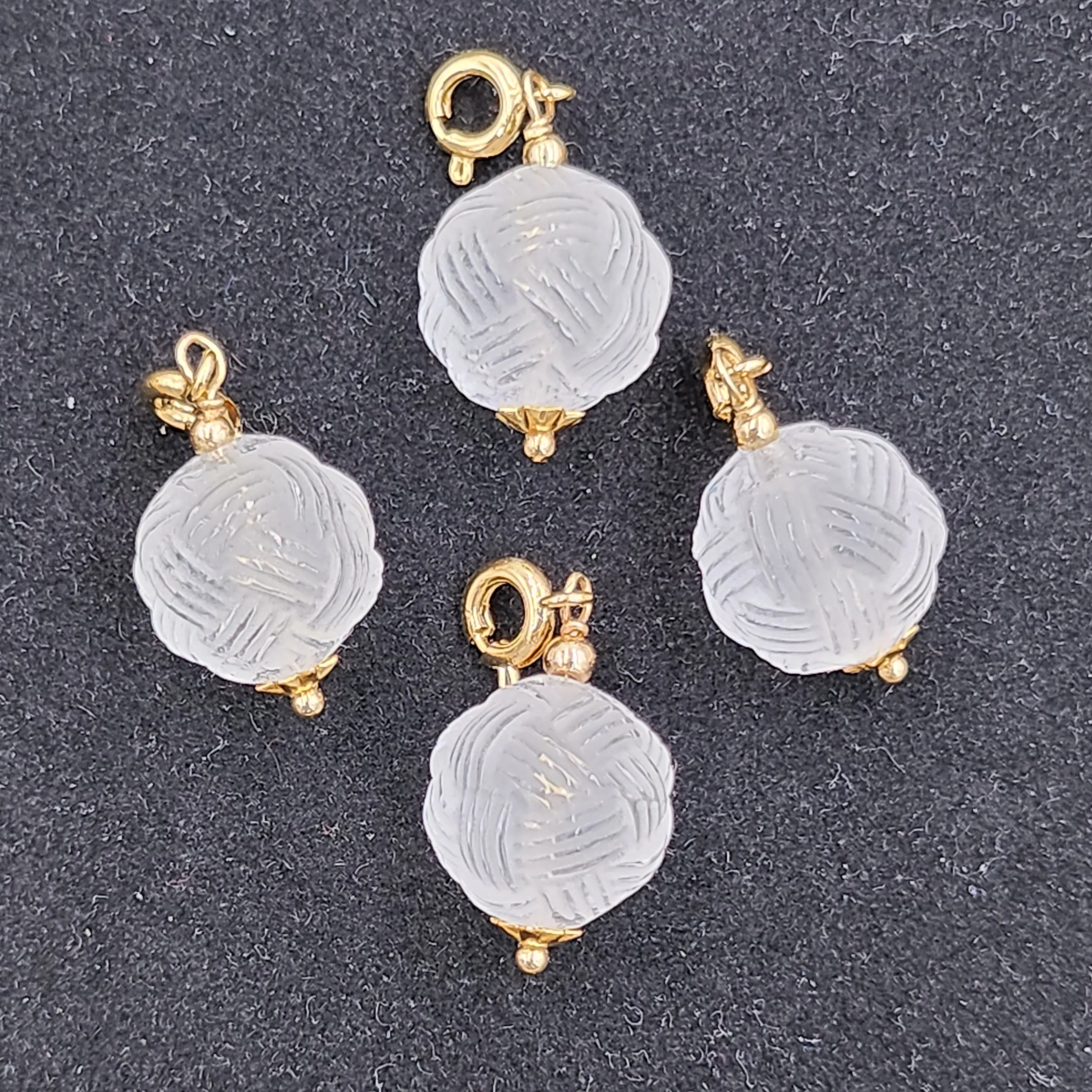 <<SG Seller>> CRZtales Clear Quartz Cloud Charmie #CRZcharmie