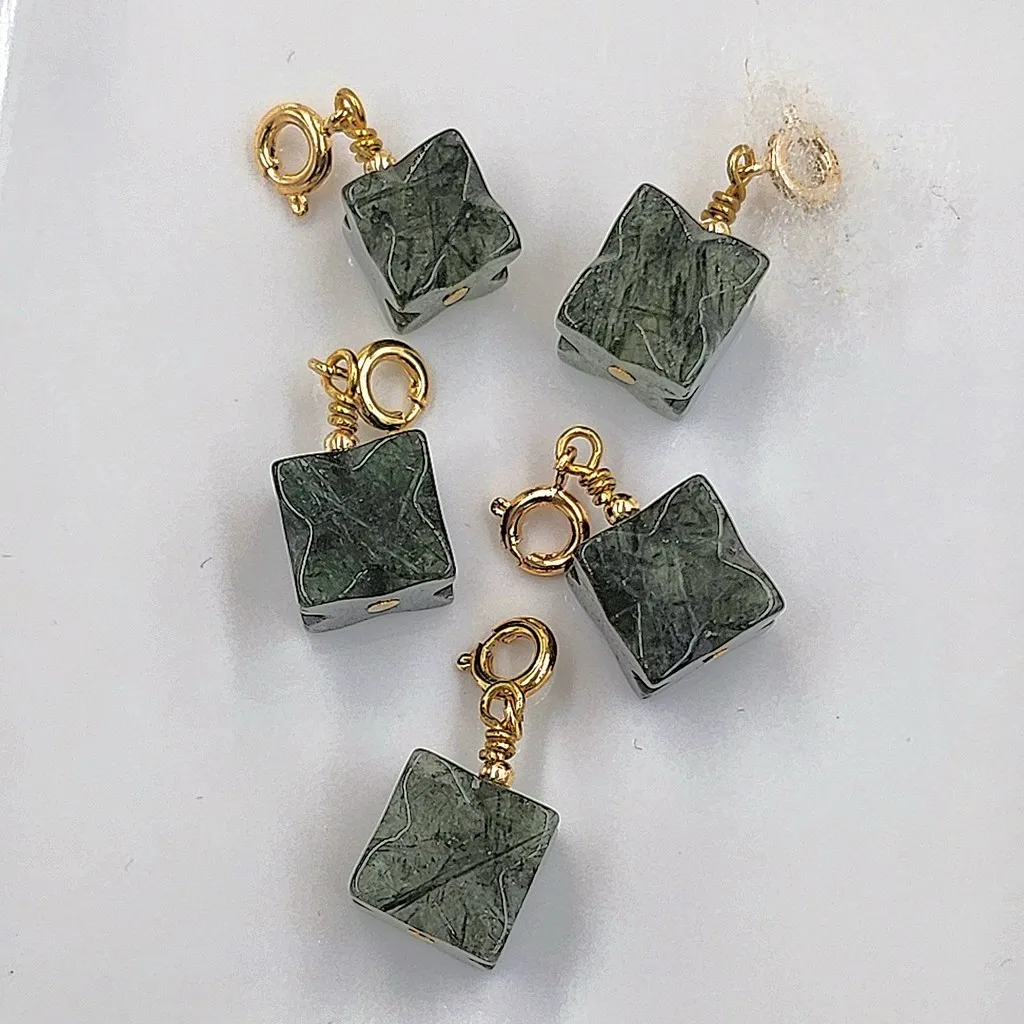 <<SG Seller>> CRZtales Green Rutile Charmie #CRZcharmie
