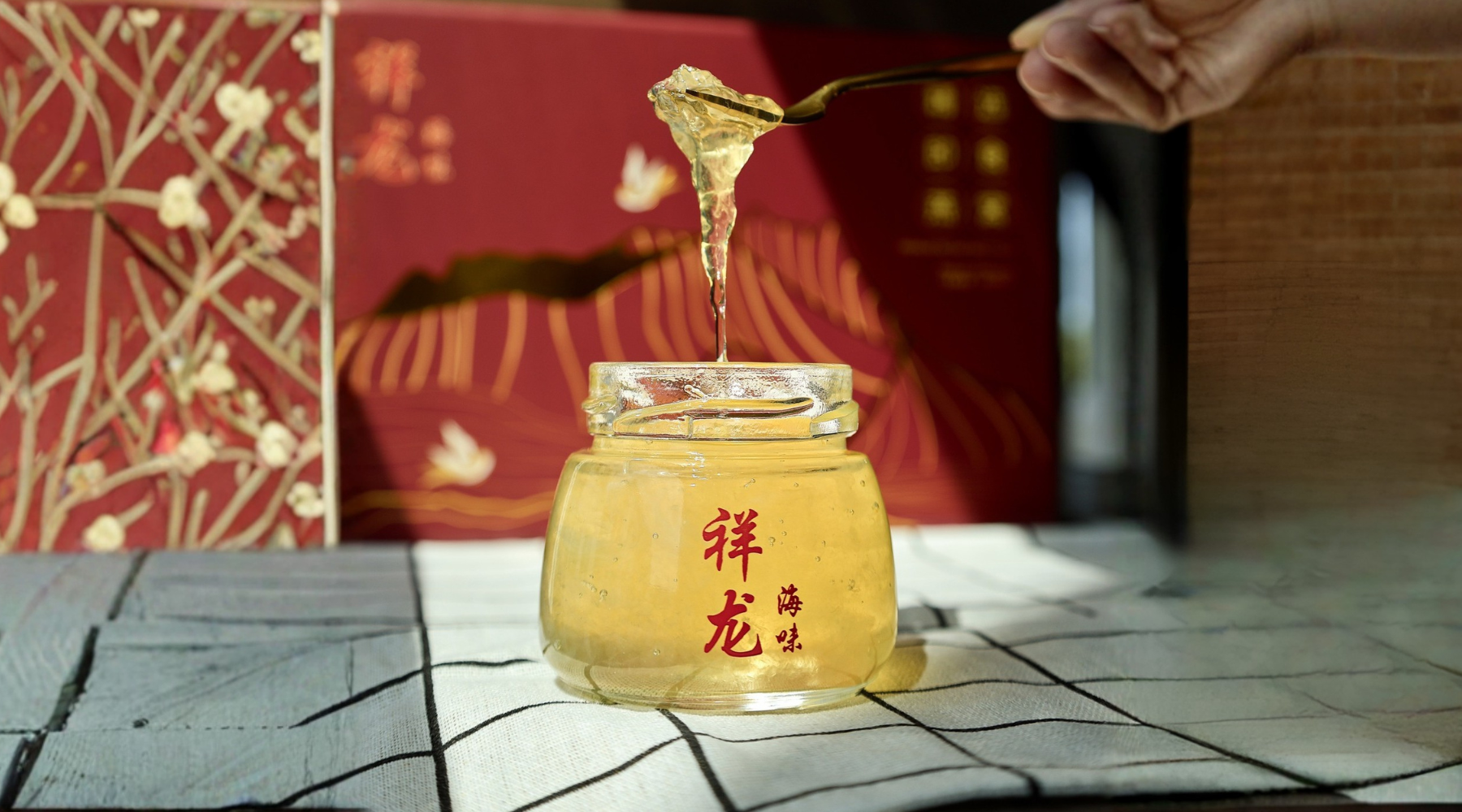 祥龙海味鲜炖即食燕窝特写照片