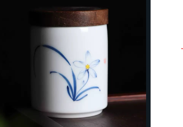 羊脂玉手绘茶叶罐 Yangzhi Jade Hand-Painted Tea Canister