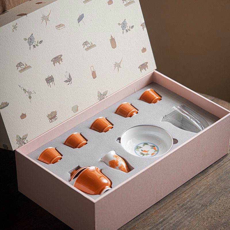 寿桃手绘盖碗套组 Longevity Peach Hand-Painted Covered Bowl Tea Gift Set