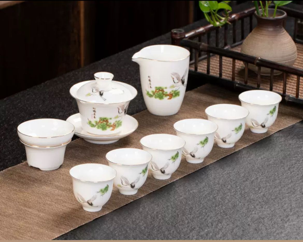 羊脂玉松鹤长春白瓷家用茶具套装 White Porcelain Tea Set – Pine & Crane Motif, Mutton Fat Jade Finish
