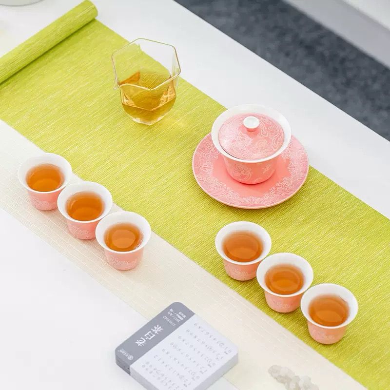 仙凰8头茶具套装 樱花粉 Xianhuang 8-Piece Ceramic Tea Set in Sakura Pink