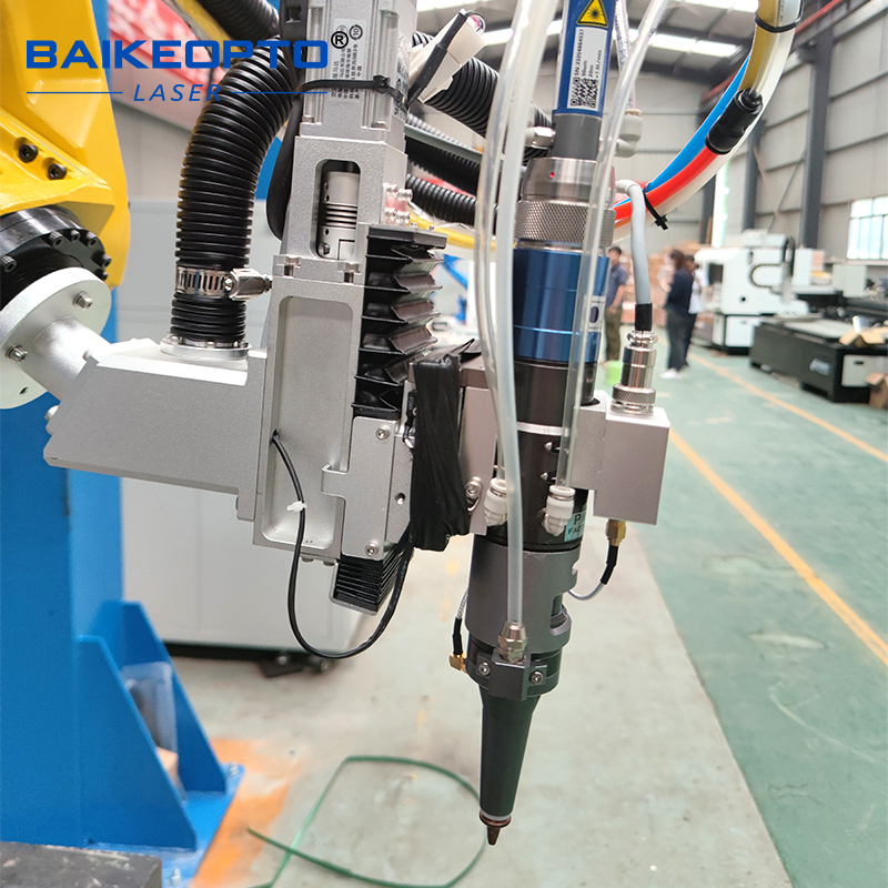 1500W New Gantry 3D Low-Maintenance Fanc 20ib 6 Axis Robotic Arm Laser Cutting Machine for Helmet