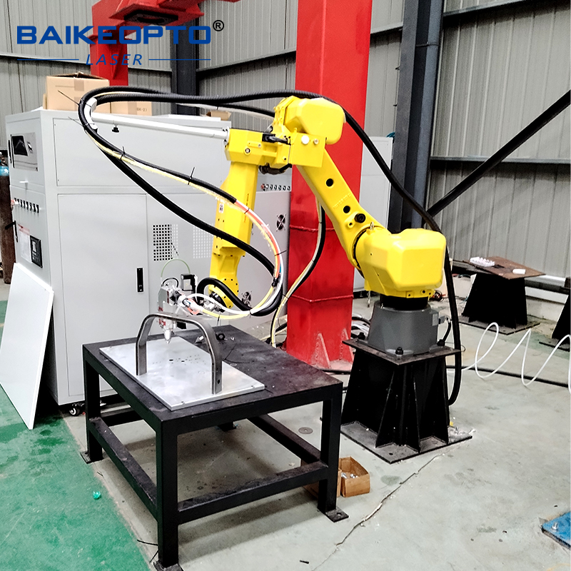 1500W Industrial 3D Robotic Arm Laser Cutting Machine for Helmet