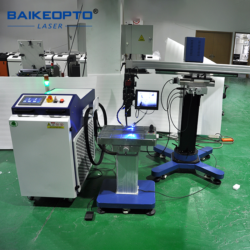 BK-WF150 150W Reliable QCW Fiber Laser Cantilever Welding Machine for Metal Water Pipe Joints, Valves, Showerheads