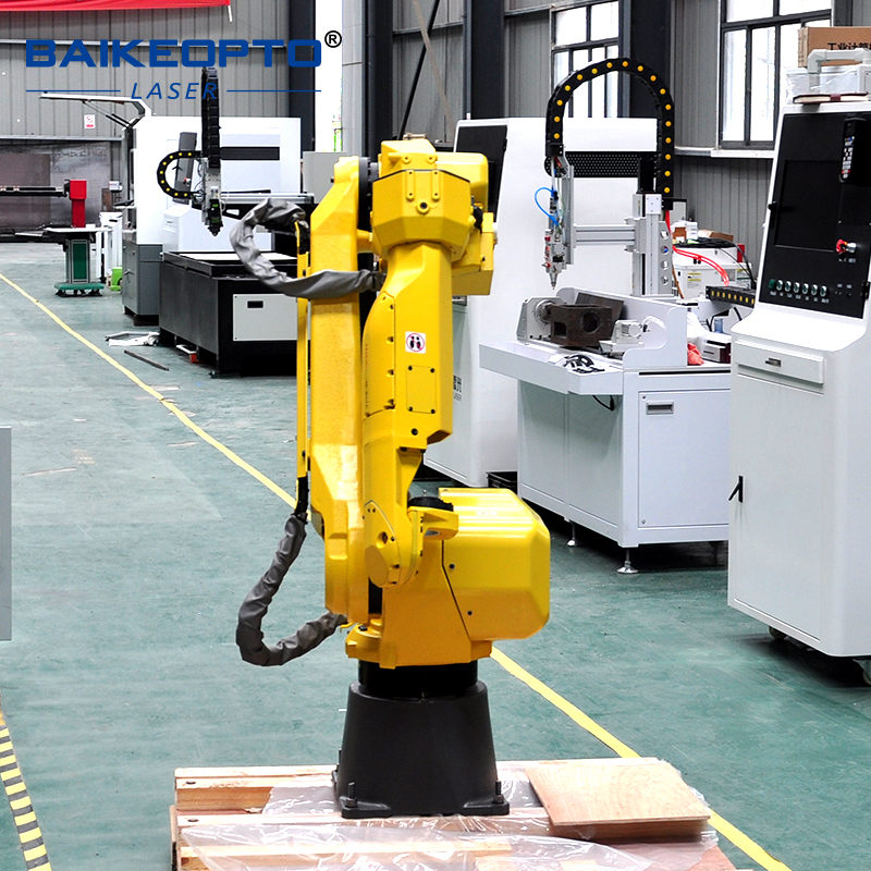 1500W Industrial 3D Robotic Arm Laser Cutting Machine for Helmet
