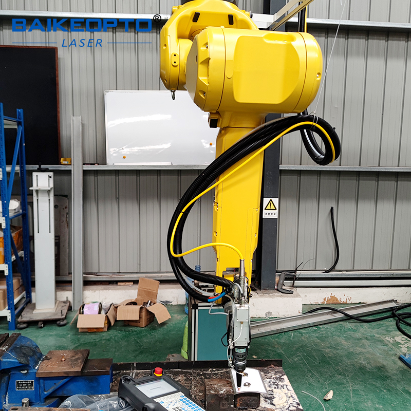 1500W New Gantry 3D Low-Maintenance Fanc 20ib 6 Axis Robotic Arm Laser Cutting Machine for Helmet