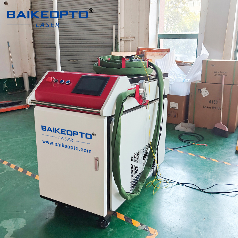 BK-FL1500PS 1500W Raycus Laser Source Efficient Non-Contact Continuous Laser Cleaner for Metal Surfaces