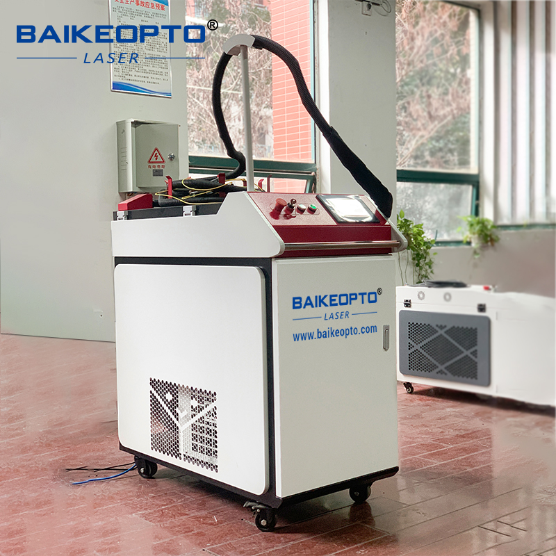 BK-FL1500PS 1500W Raycus Laser Source Efficient Non-Contact Continuous Laser Cleaner for Metal Surfaces