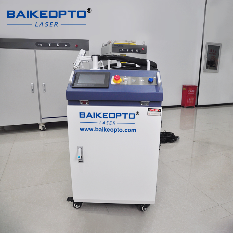 BK-HW1500D Raycus 1500W Single Axis Cleaning Head Commercial-Grade Continuous Laser Cleaning Machine