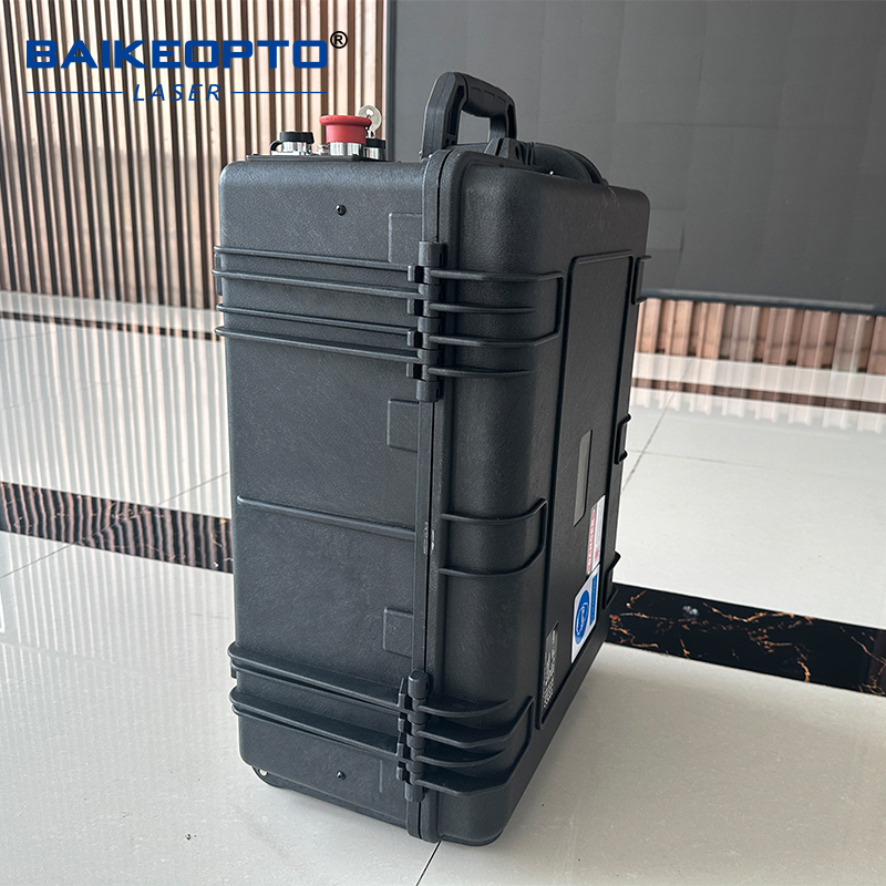 BK-FLC100SL Portable 100W Industrial Pulsed Laser Cleaning Machine for Metal Rust Oil Painting 