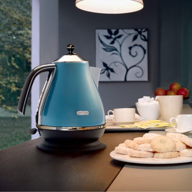 Delonghi Icona Classic Kettle 1.7L - Blue
