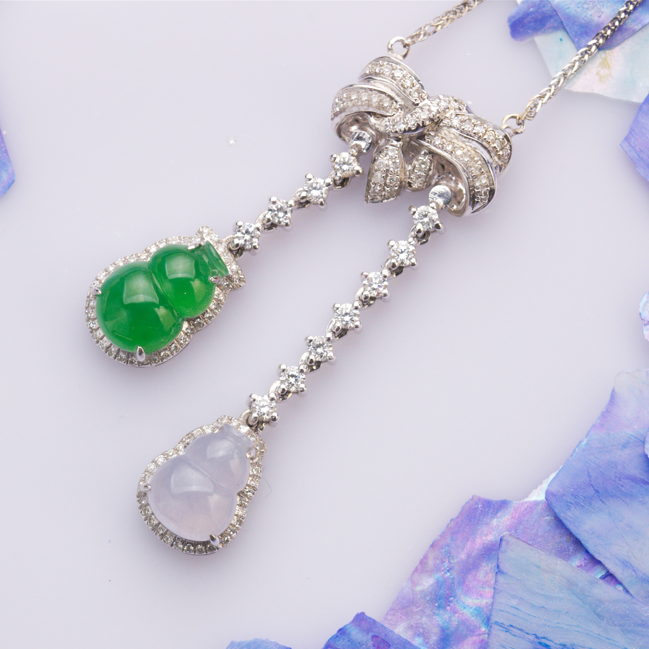 18K White Gold Lavender & Green Hulu Pendant (PJA00543)