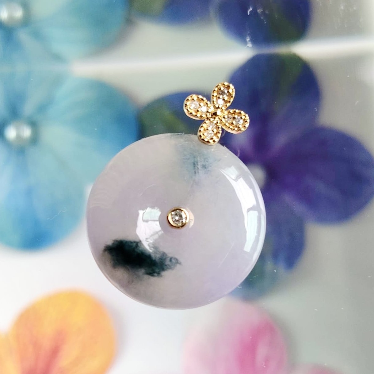 18K Yellow Gold Lavender Safety Coin Pendant (PJA01217)