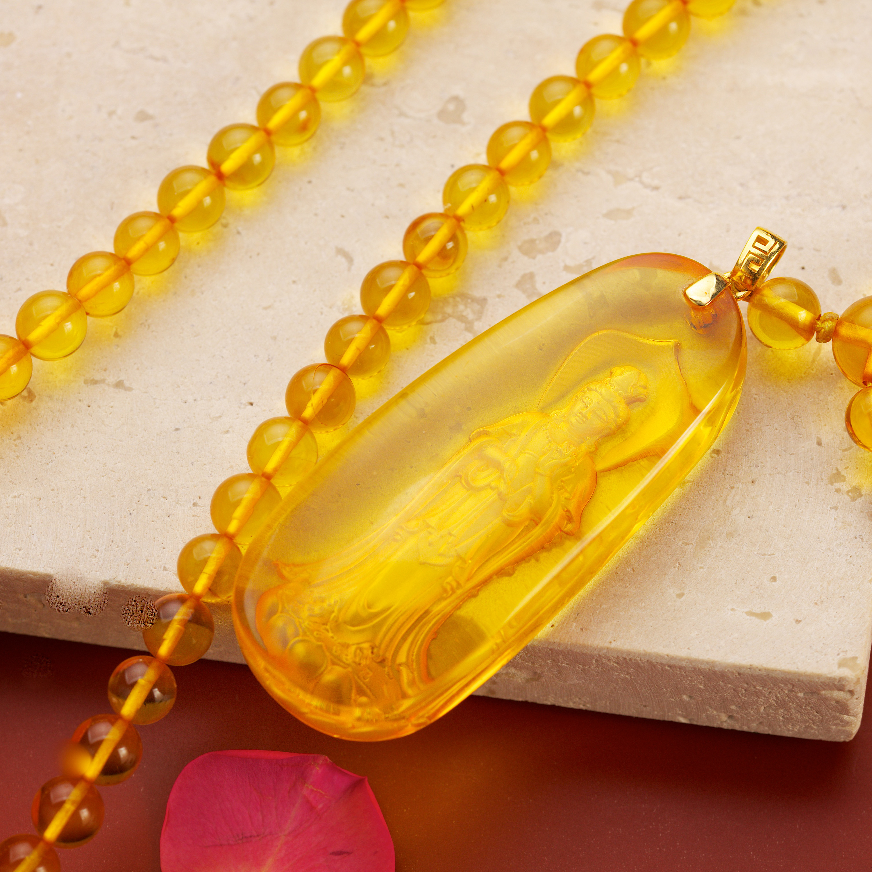 Amber Guan Yin & Beads Necklace (POT00024)