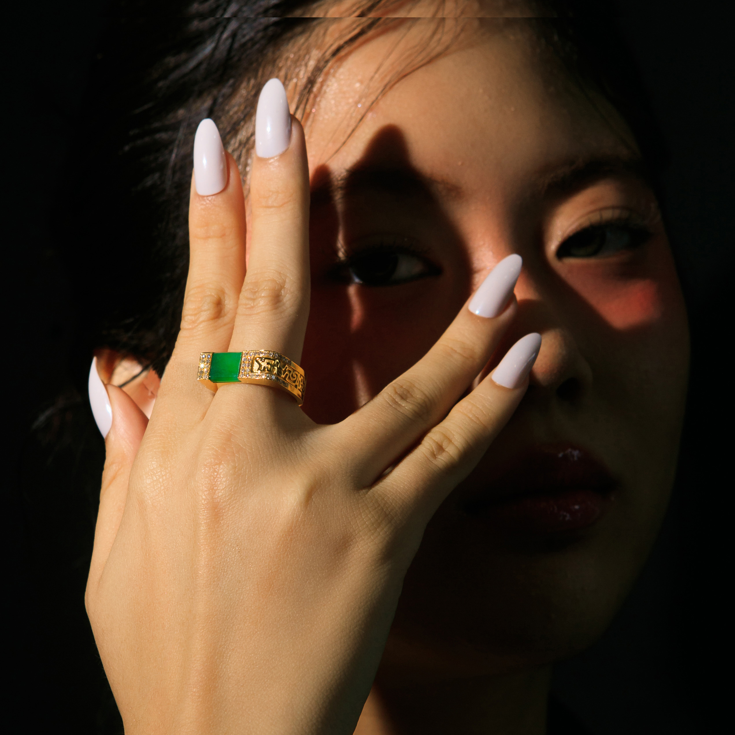 18K Yellow Gold Green Jade Ring (PJA00525)