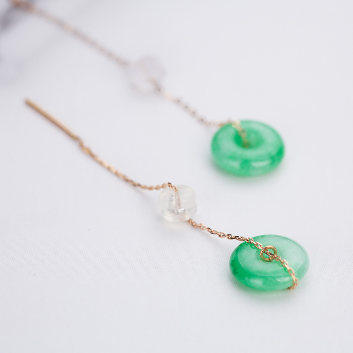 18K Yellow Gold Chain Green Donuts Dangling Earrings (PJA00024)