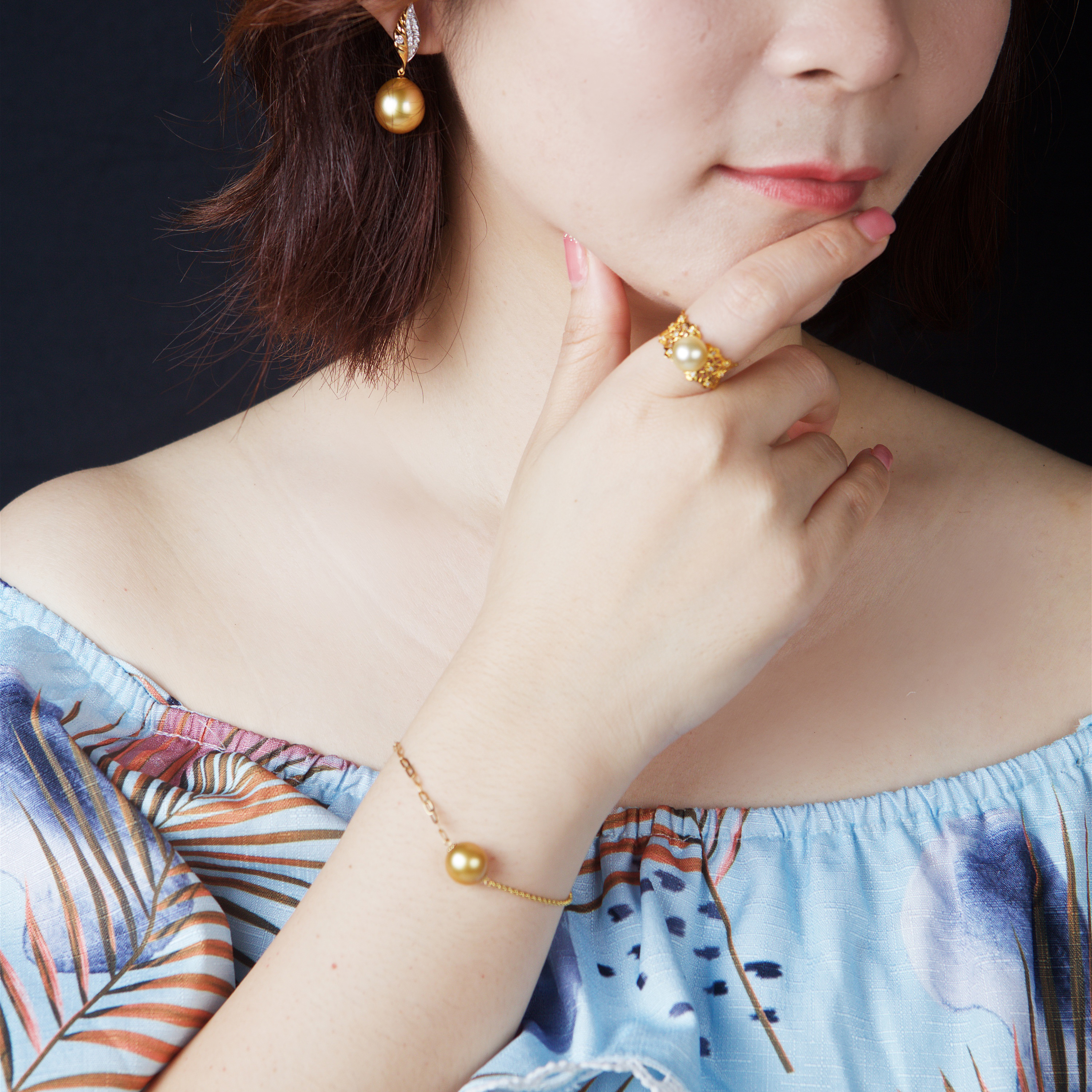 18k South Sea Gold Pearl Bracelet (PPE00007)