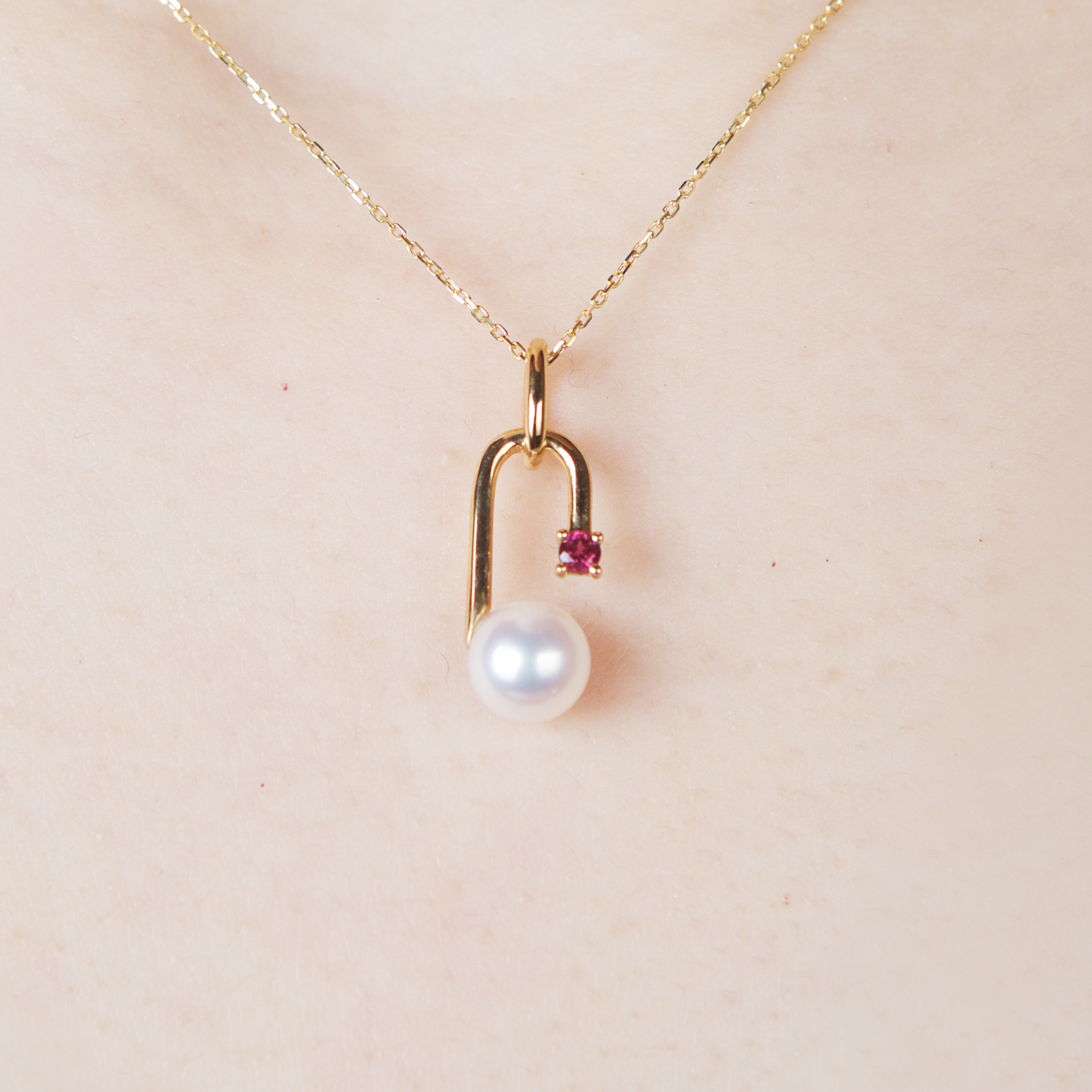 7.1mm Akoya Pearl 18k Yellow Gold Pendant (PPE00003)