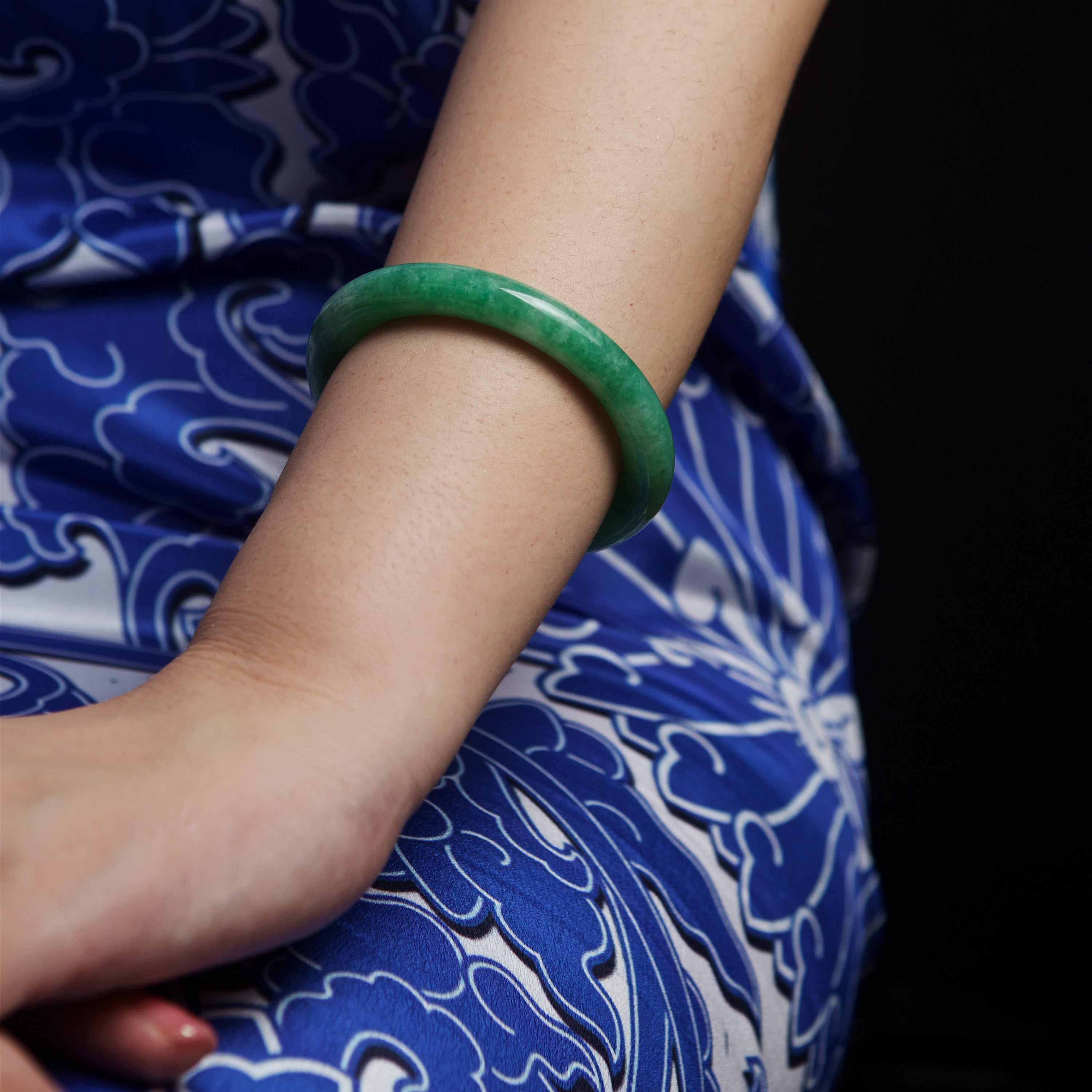 Green Jadeite Bangle (PJA00071)