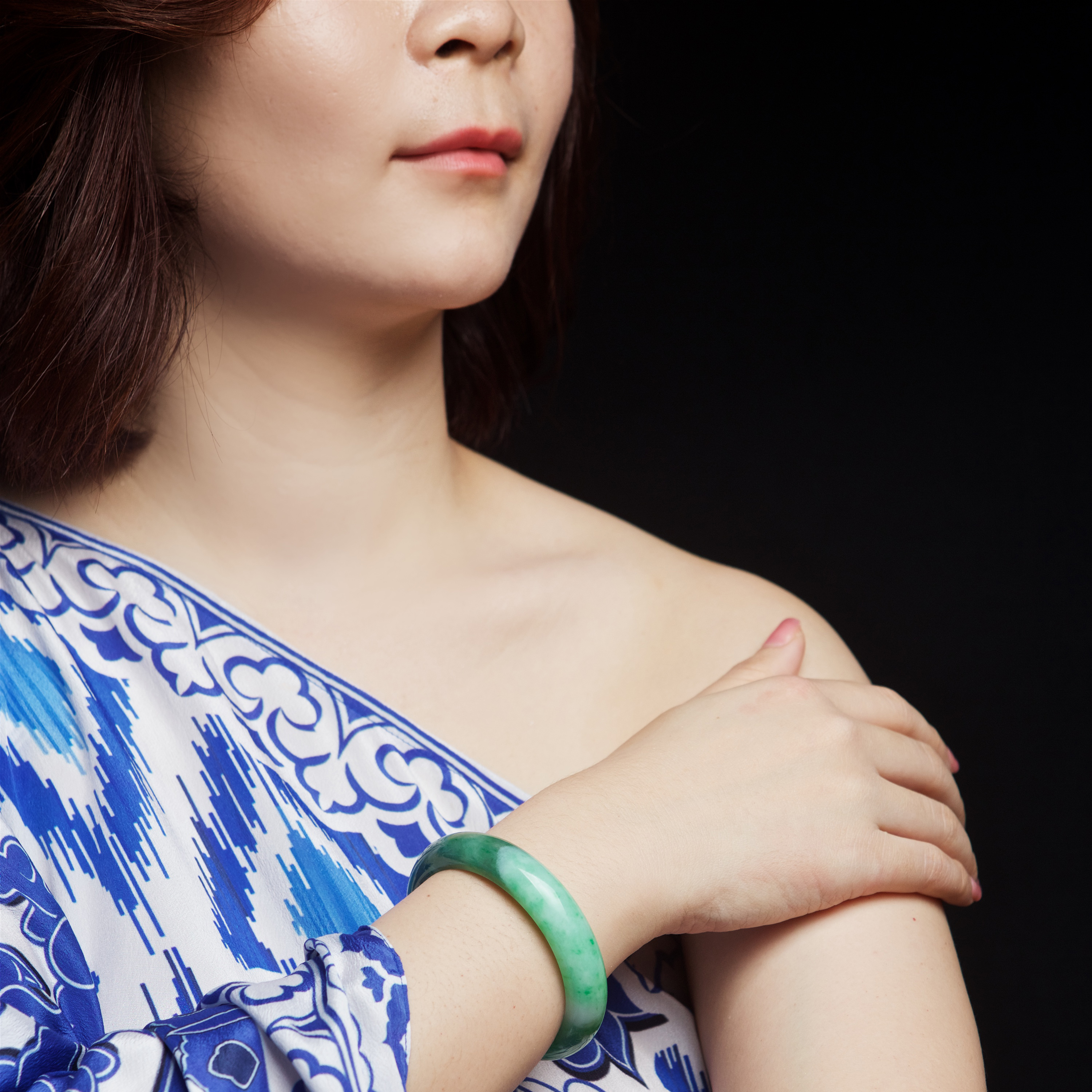 Green Jadeite Bangle (PJA00070)