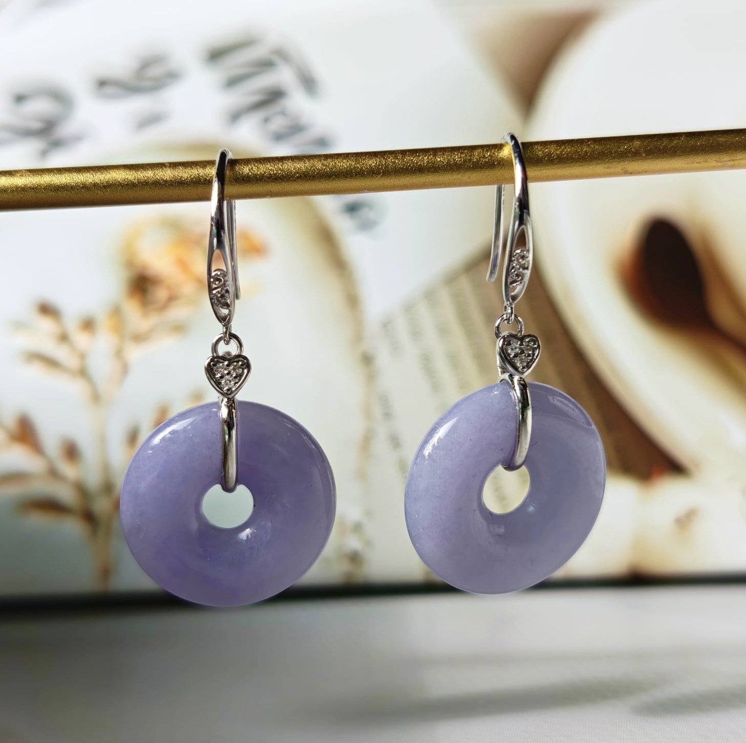18K White Lavender Donuts Earrings (PJA00743)