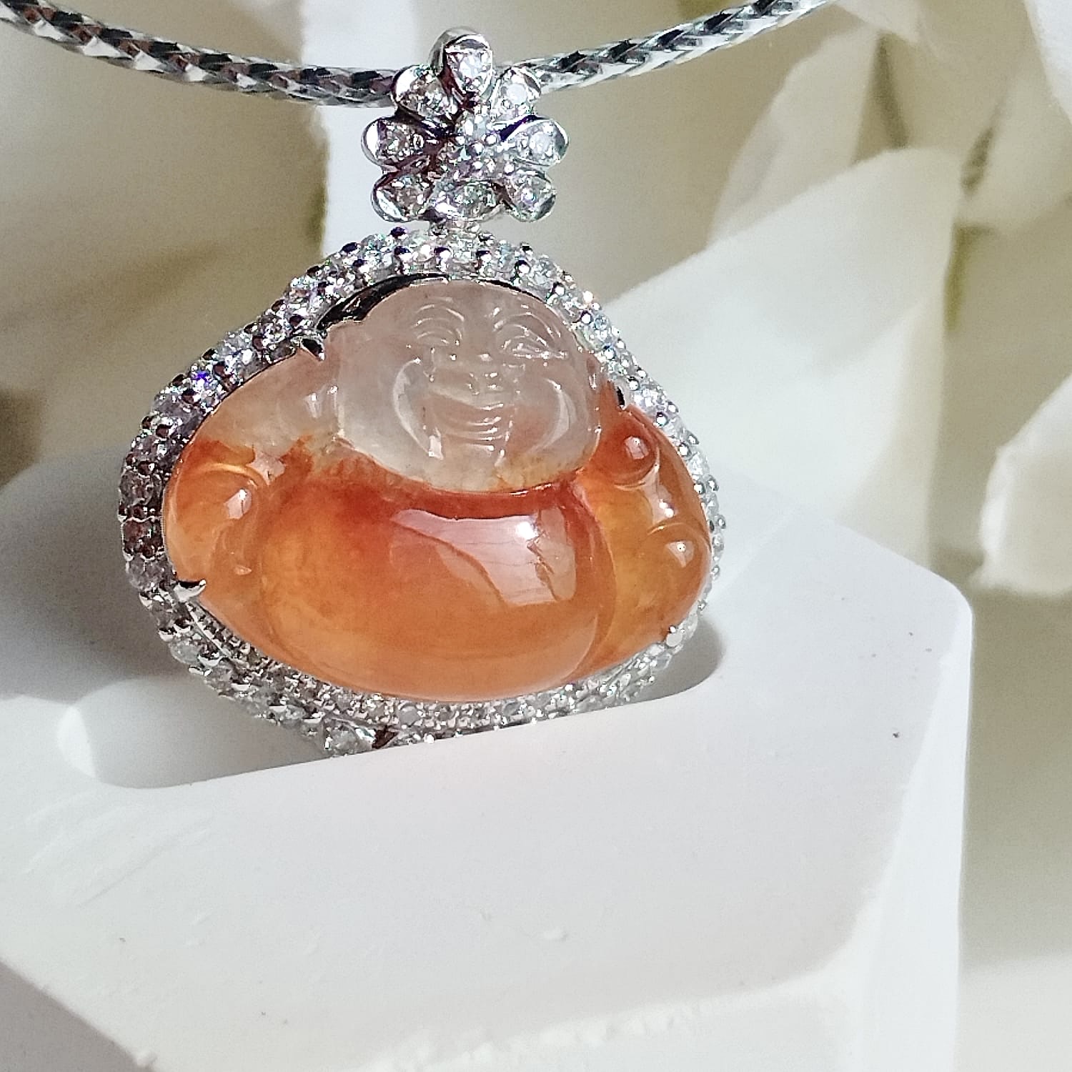 18K White Gold Fanta Orange Laughing Buddha Jade Pendant (PJA01052)