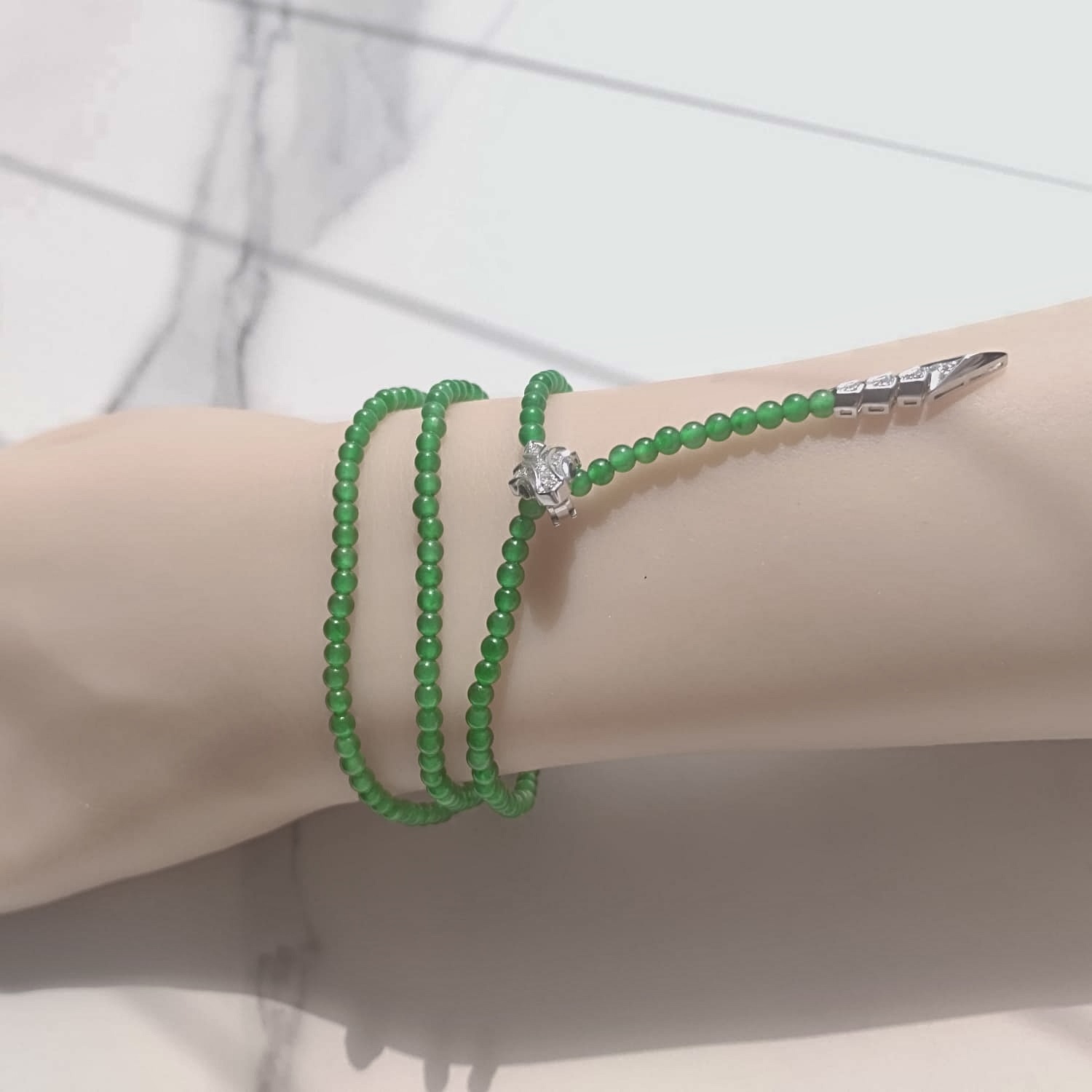 18k White Gold Green Jade Beads Necklace (PJA01022)