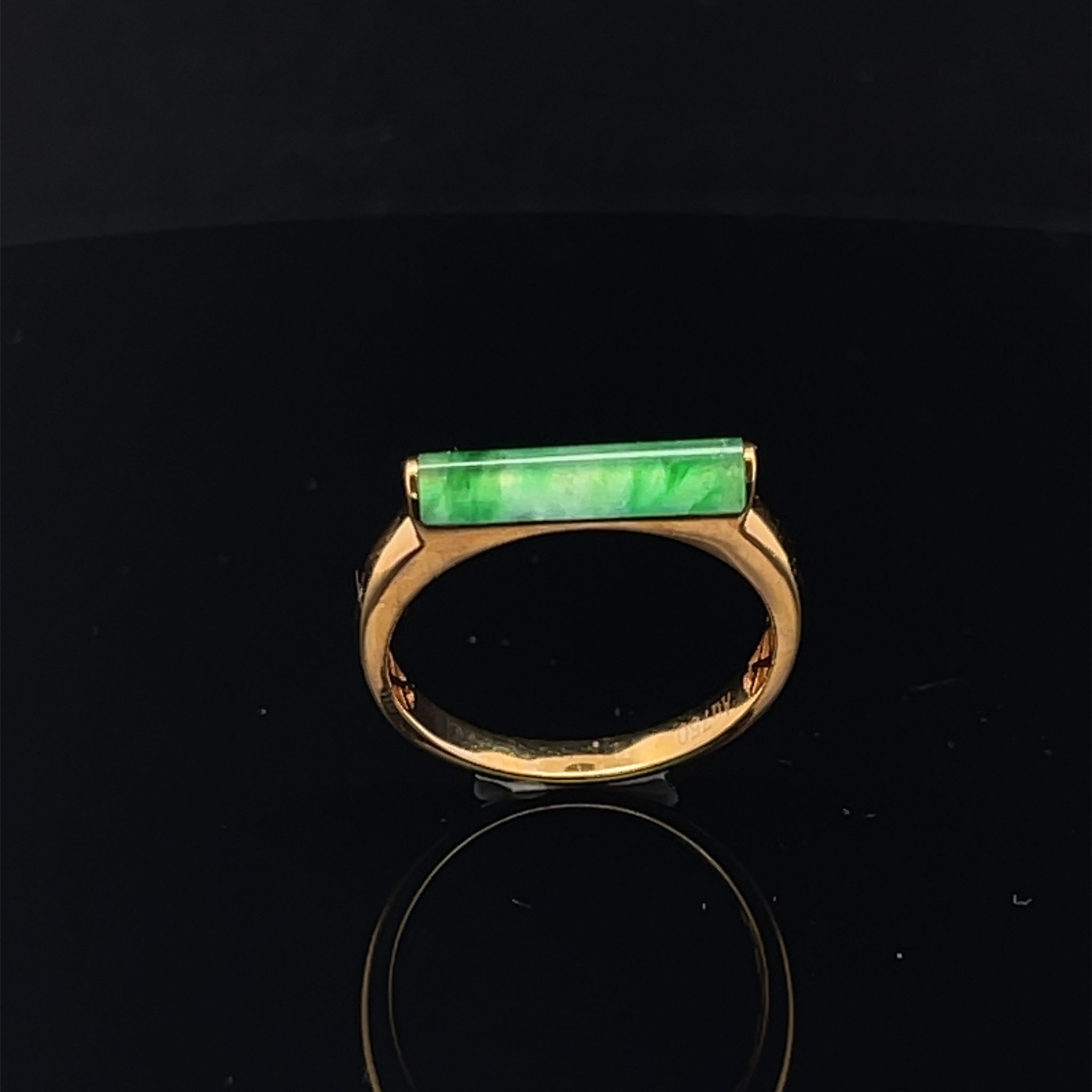 18K Yellow Gold Saddle Jade Ring (PJA00410)