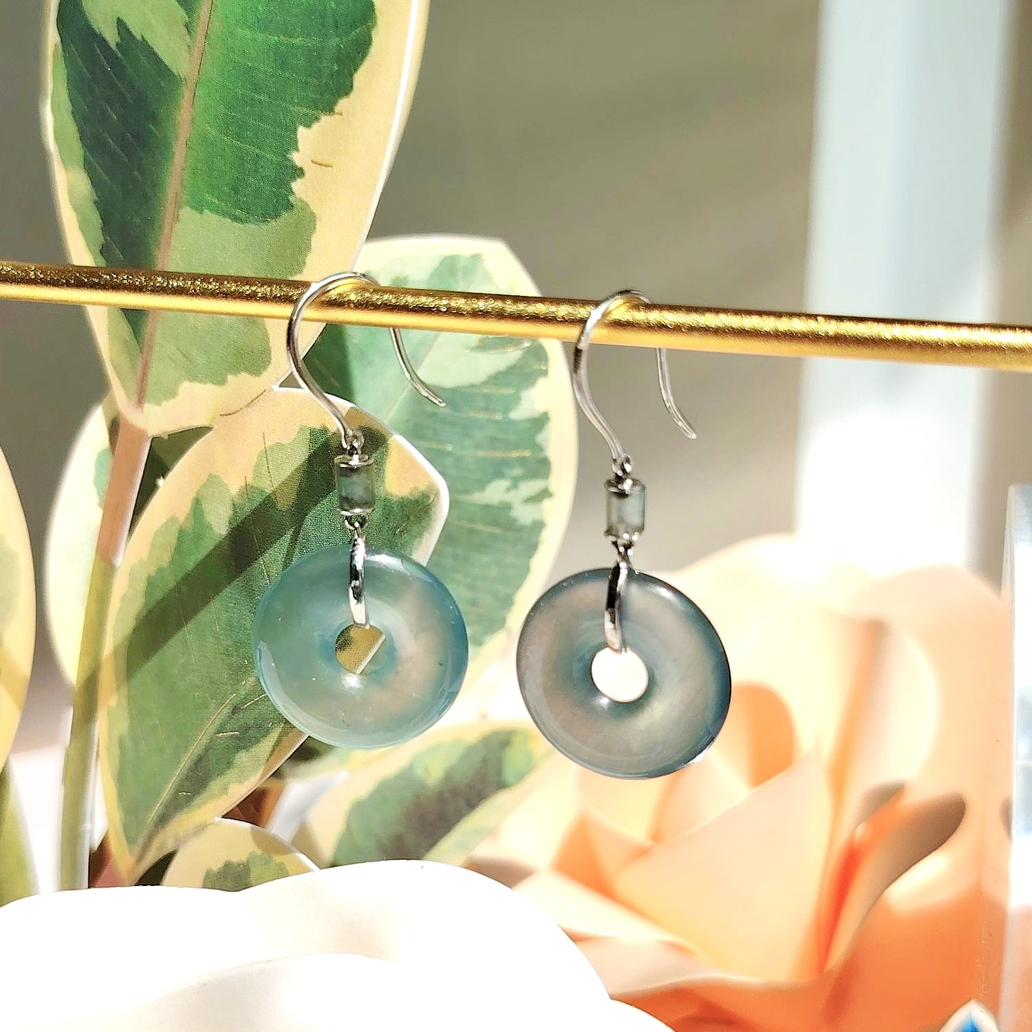 18K White Gold Bluish Donut Earrings (PJA01177)