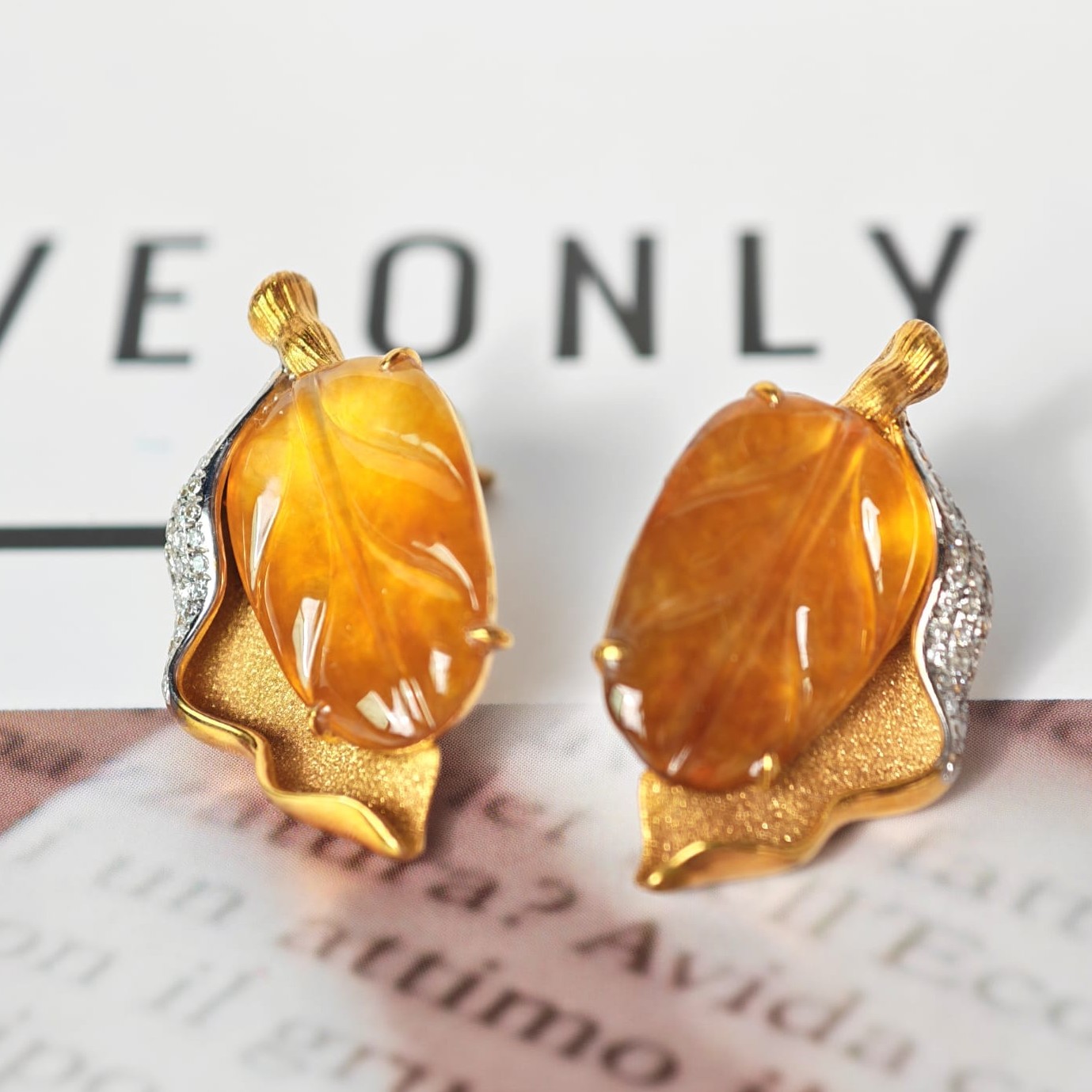 18K White & Yellow Gold Orange Jade Leaf Earrings (PJA01379A)