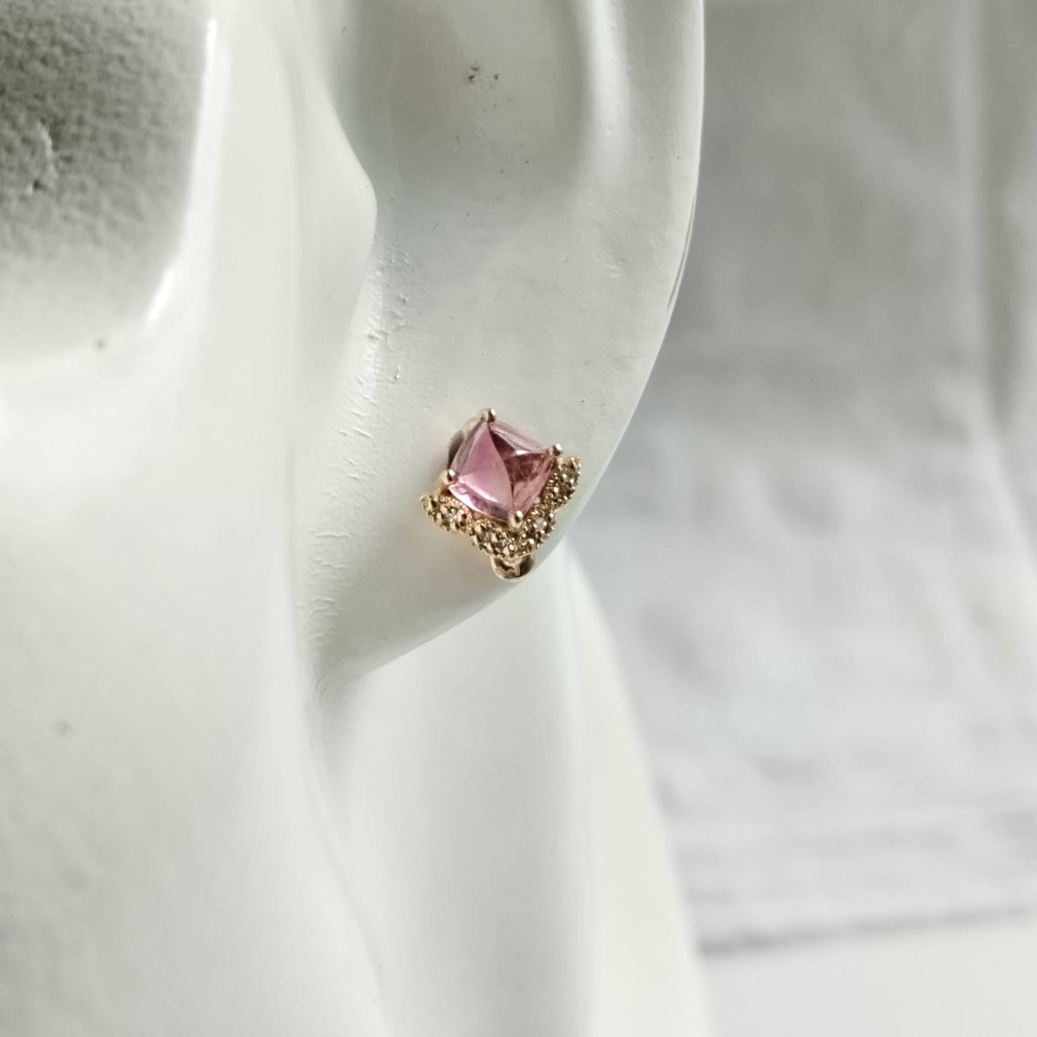 18K Yellow Gold Ruyi Jade & Tourmaline Earrings (PJA01053)